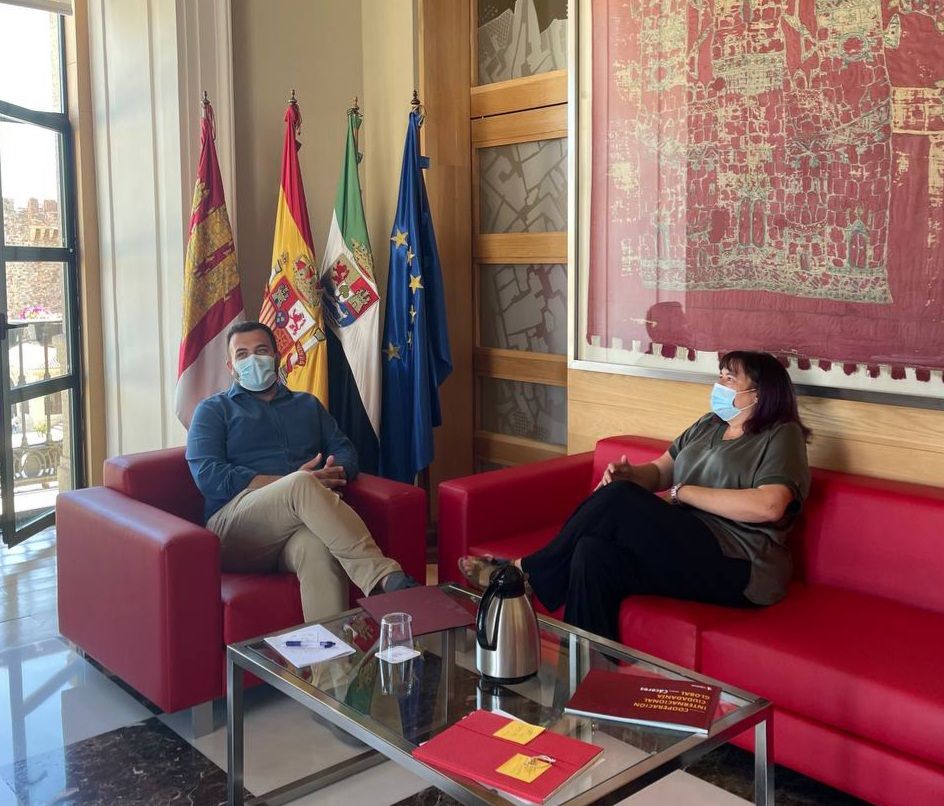 El Ayuntamiento y la Junta colaboran en un programa para atajar la presencia de jabalíes en la ciudad