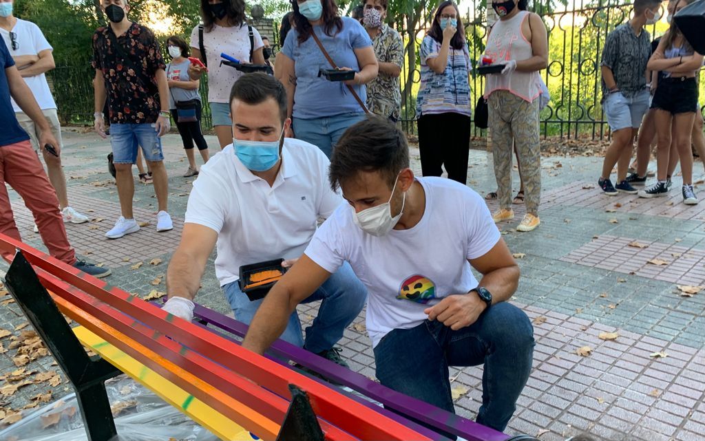 El alcalde manifiesta que “recuperar el Paseo de la Diversidad tiene hoy más sentido que nunca”