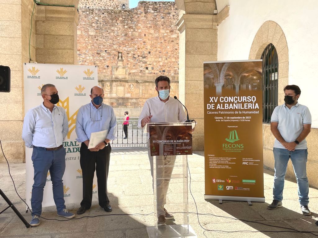 El Ayuntamiento apoya a Fecons en el XV Concurso de Albañilería ‘Cáceres Patrimonio de la Humanidad’, un referente nacional