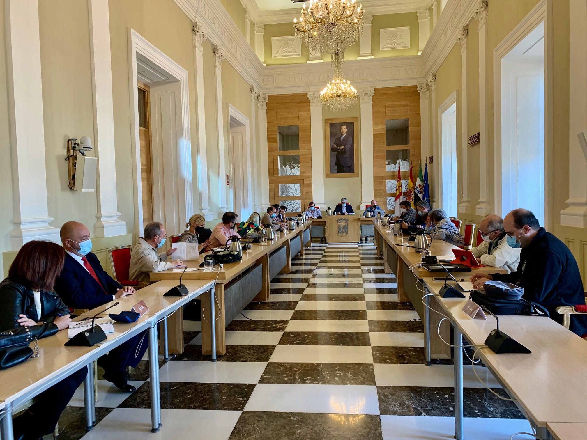 La Comisión de Desarrollo Urbano aprueba el estudio de detalle para la construcción de un área comercial