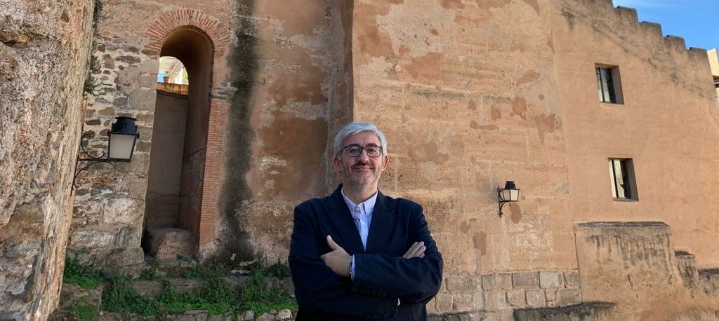 La Mesa de Contratación del Consorcio Cáceres Ciudad Histórica adjudica el contrato para la recogida y traslado de palomas urbanas de la zona monumental