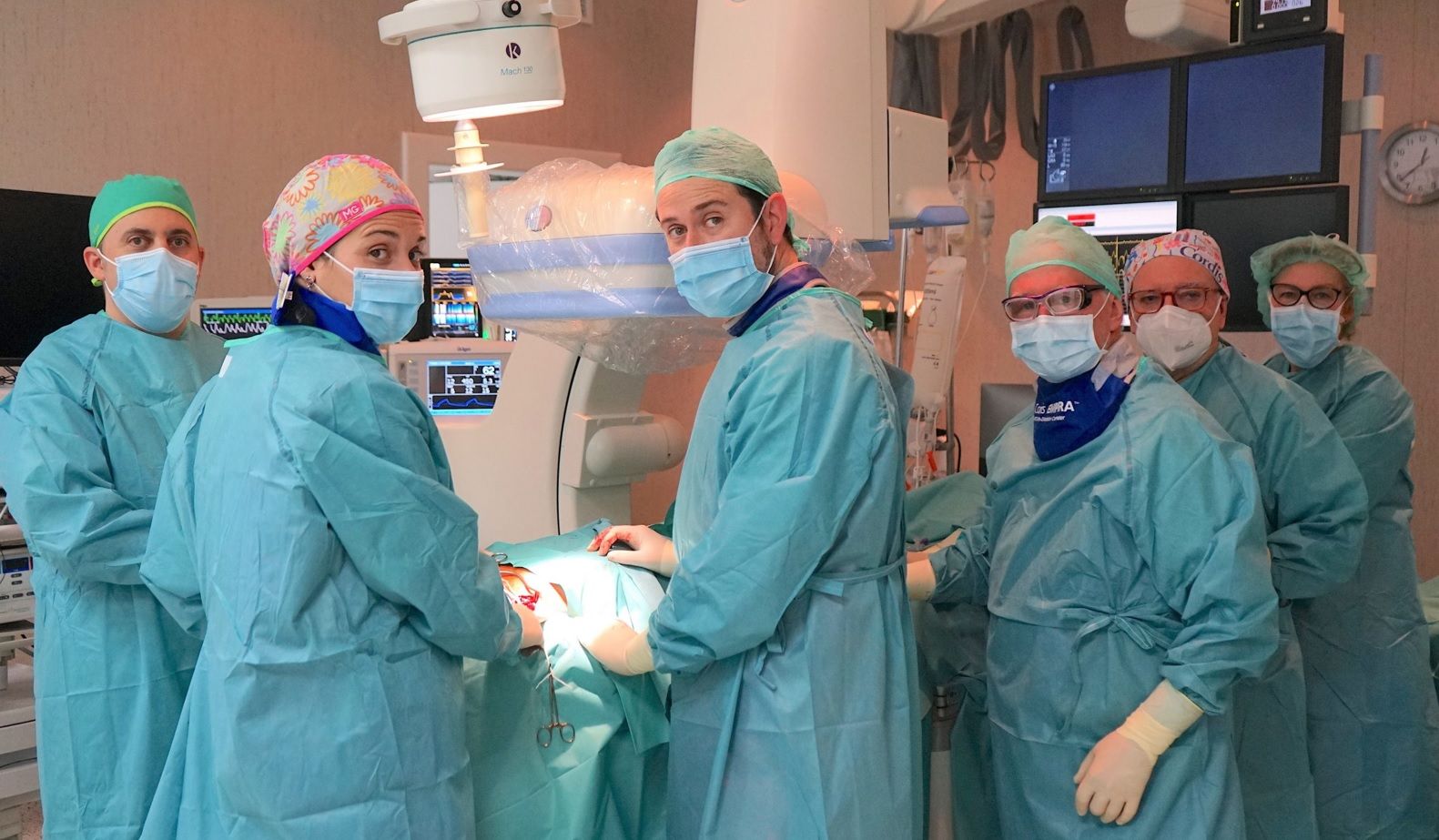 El Hospital Ruber Internacional dispone de un nuevo stent derivador de flujo para el tratamiento de aneurisma en arterias viscerales