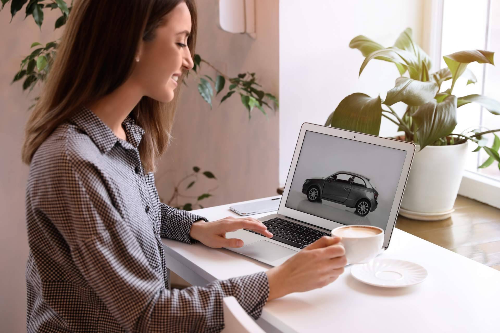 Está de moda la compra de coches online