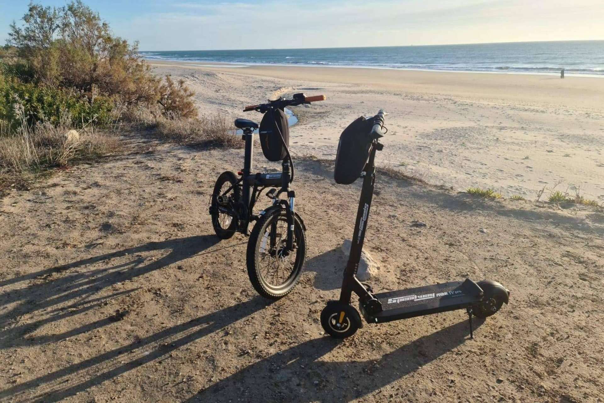 Alquiler de patinetes eléctricos a domicilio en Cádiz