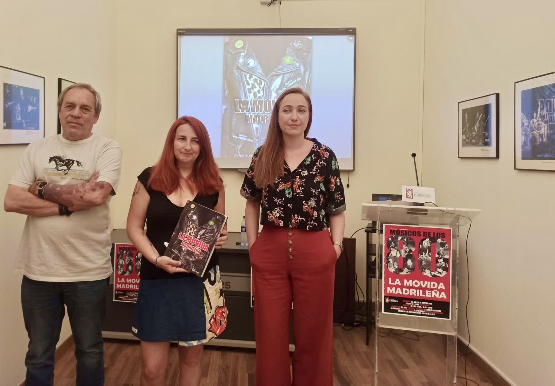 La Movida Madrileña resurge en el Palacio de la Isla con una exposición fotográfica