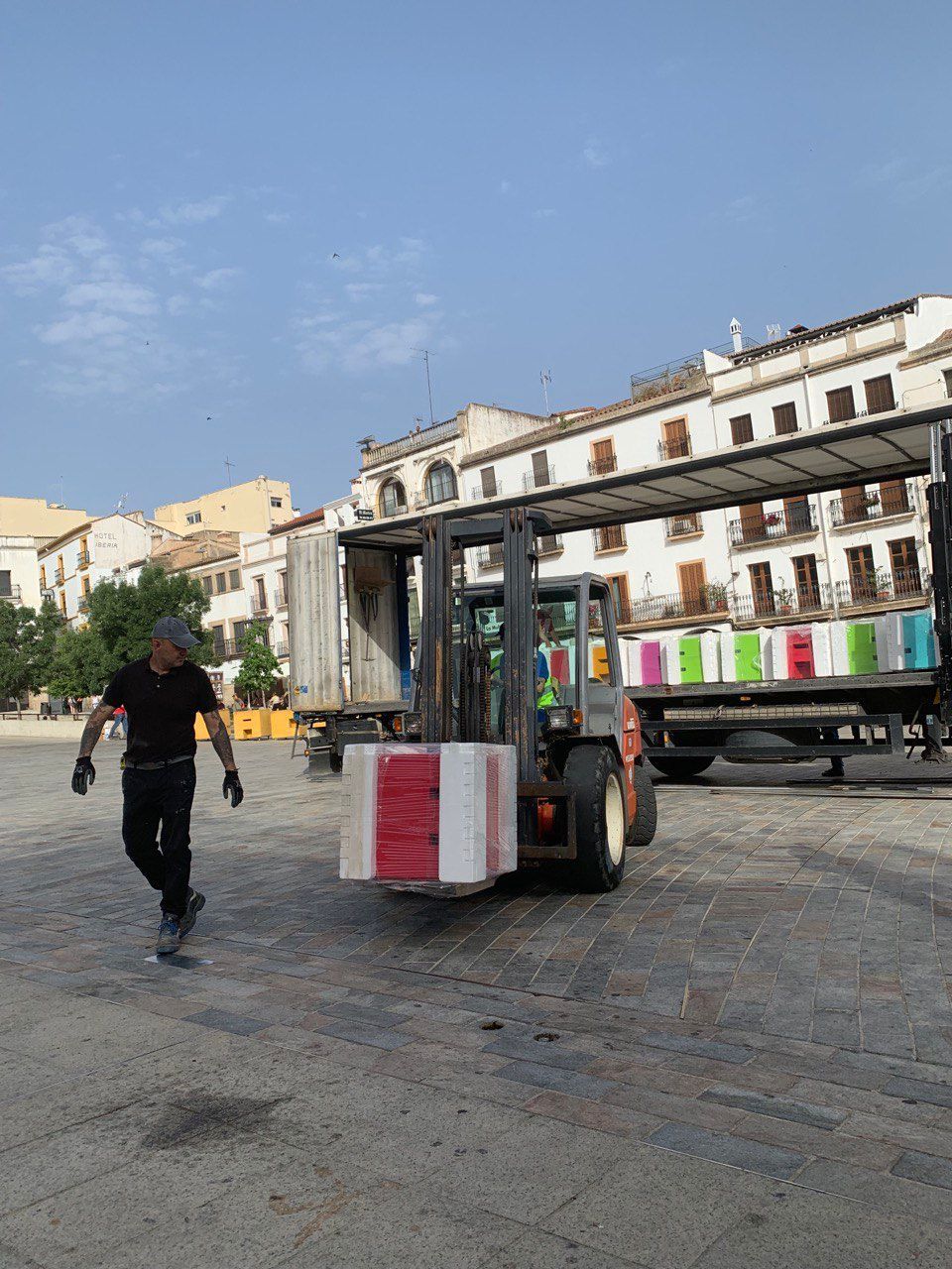 Cinco réplicas de las letras icónicas de la Plaza Mayor se instalarán en sendos miradores de la ciudad