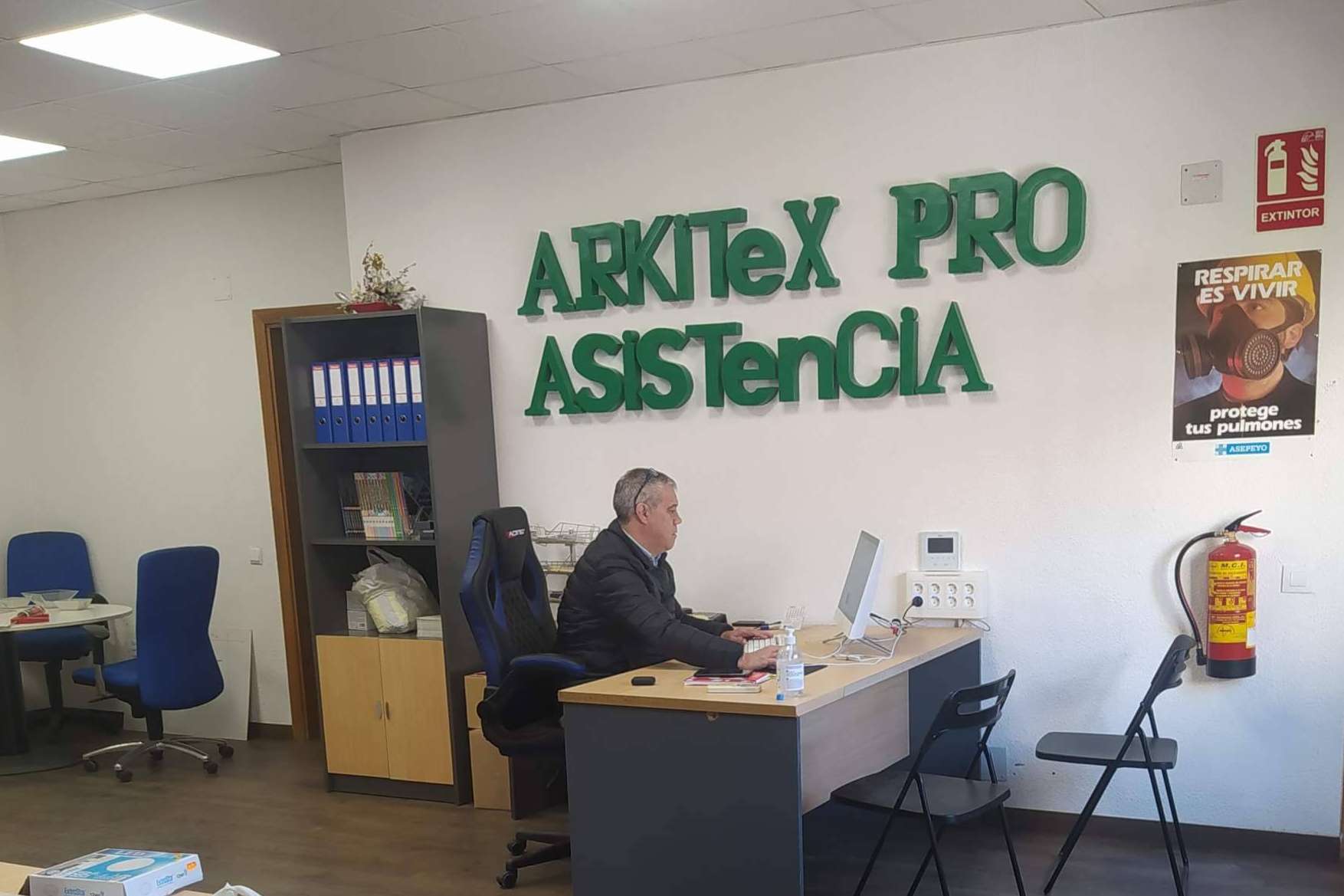 Sistema de Aislamiento Térmico Acústico para la rehabilitación de fachadas, con Arkitex Pro Asistencia