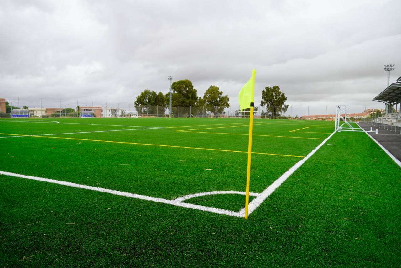 El Ayuntamiento mejorará el campo principal del Complejo Deportivo ‘Manuel Sánchez Delgado’ en Pinilla para poder albergar partidos de 2ª RFEF masculina y 1ª RFEF femenino