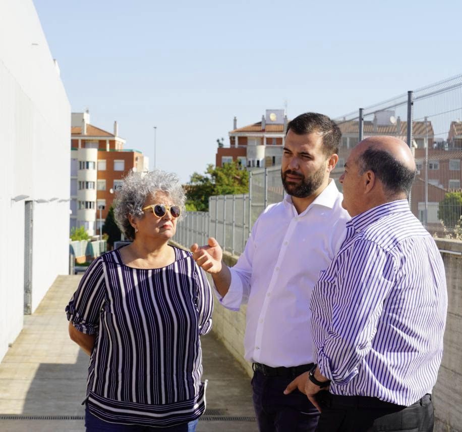 El alcalde destaca la necesidad de colaborar con entidades como la Fundación laboral de la Construcción ante la falta de mano de obra cualificada