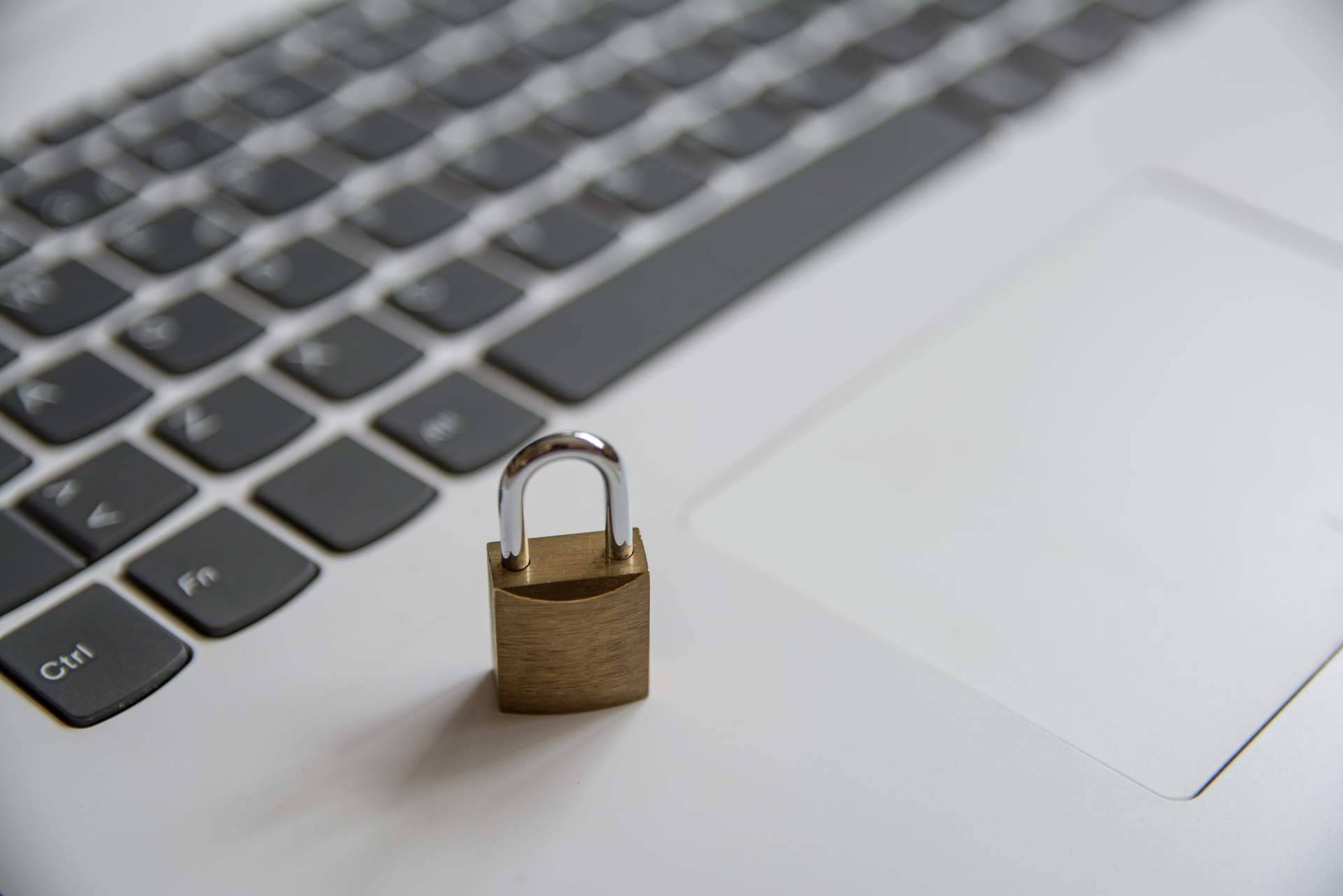 SETEK contribuye a mejorar los servicios de ciberseguridad de los usuarios de Apple