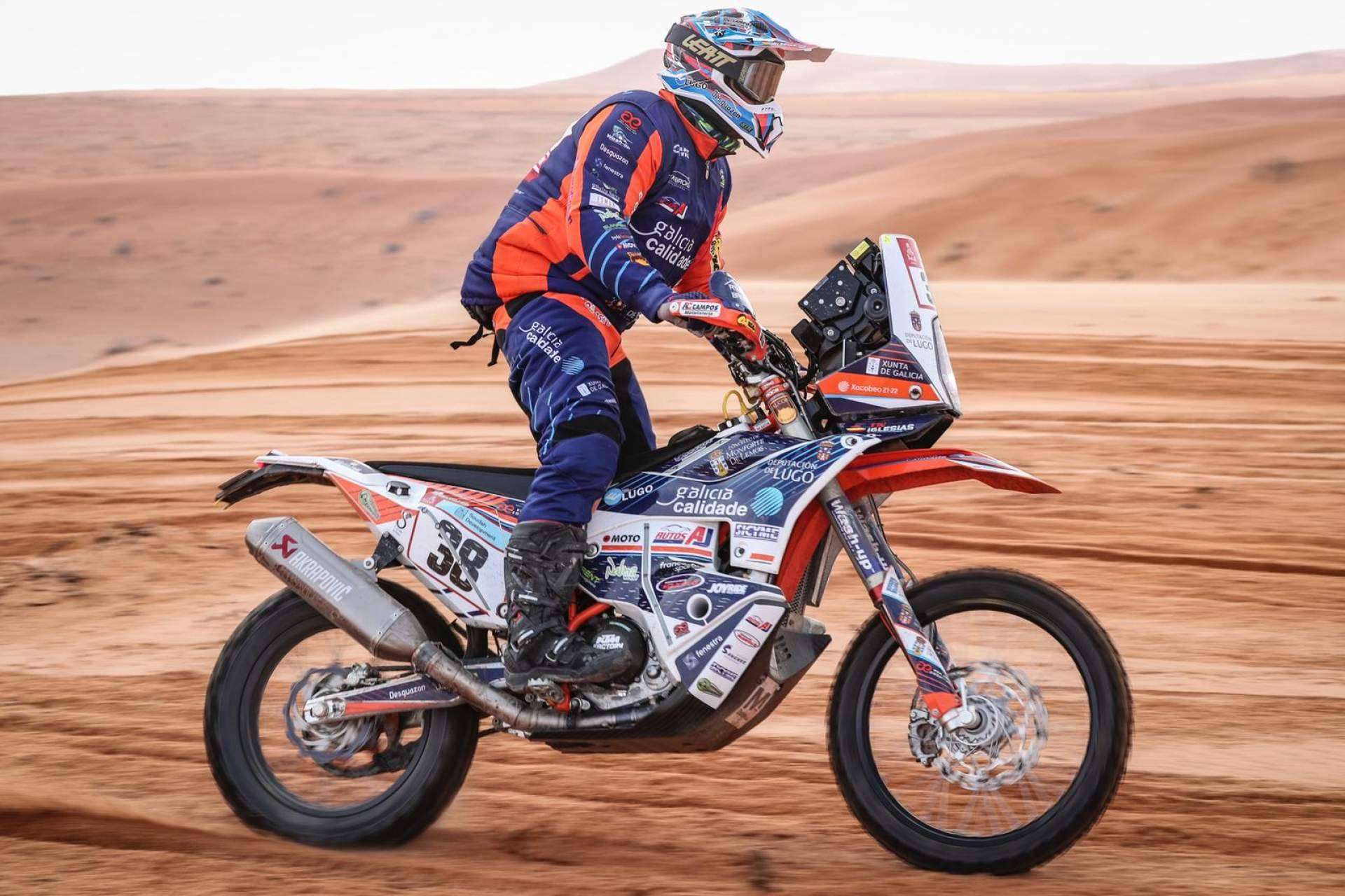 Ropa off road a medida de ADHESIVOSEMBARRADOS