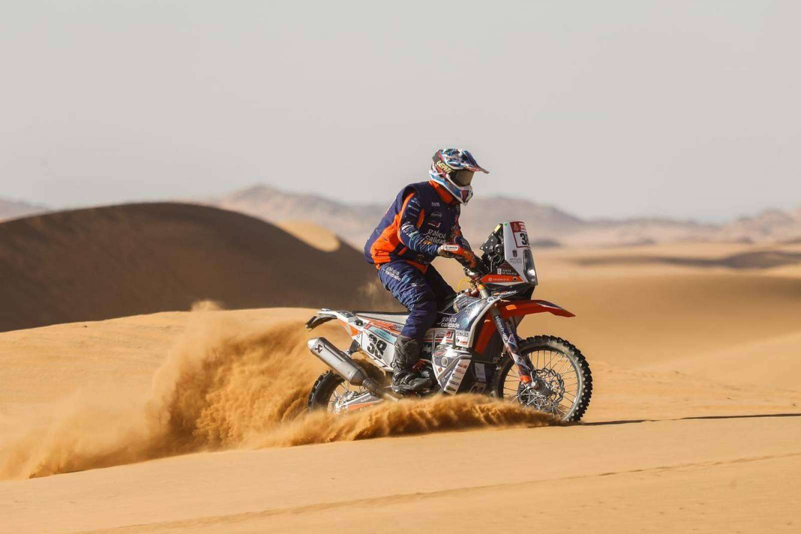 Ropa deportiva off road personalizada, de la mano de ADHESIVOSEMBARRADOS