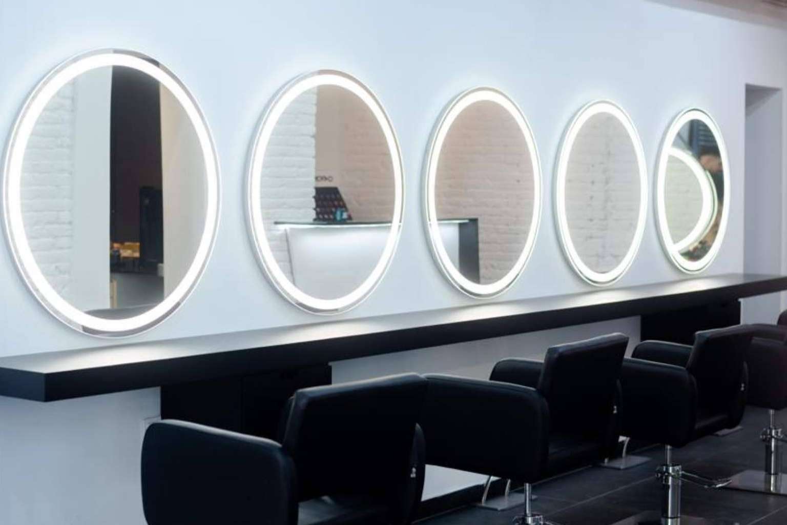 Un salón de belleza en Barcelona especializado en color, BRA Beauty Concept