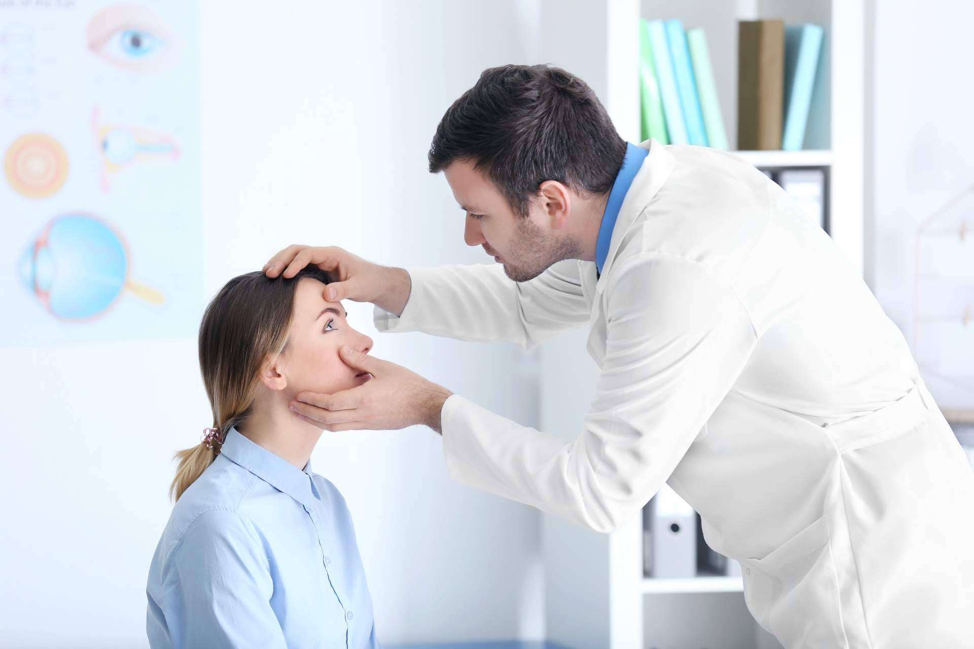 El Departamento de Oftalmología del Instituto Universitario Dexeus ofrece a sus pacientes uno de los mejores servicios de oftalmólogo en Barcelona