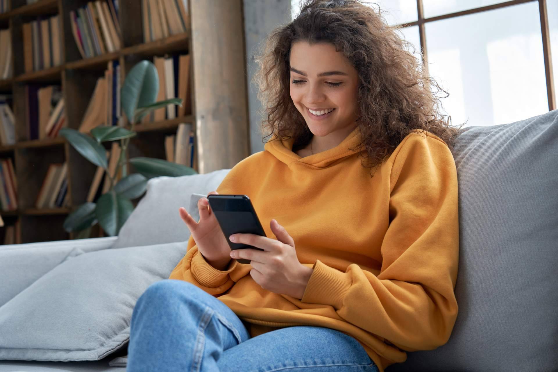 Adresles presenta una nueva versión de su webapp desarrollada con tecnología low-code puntera