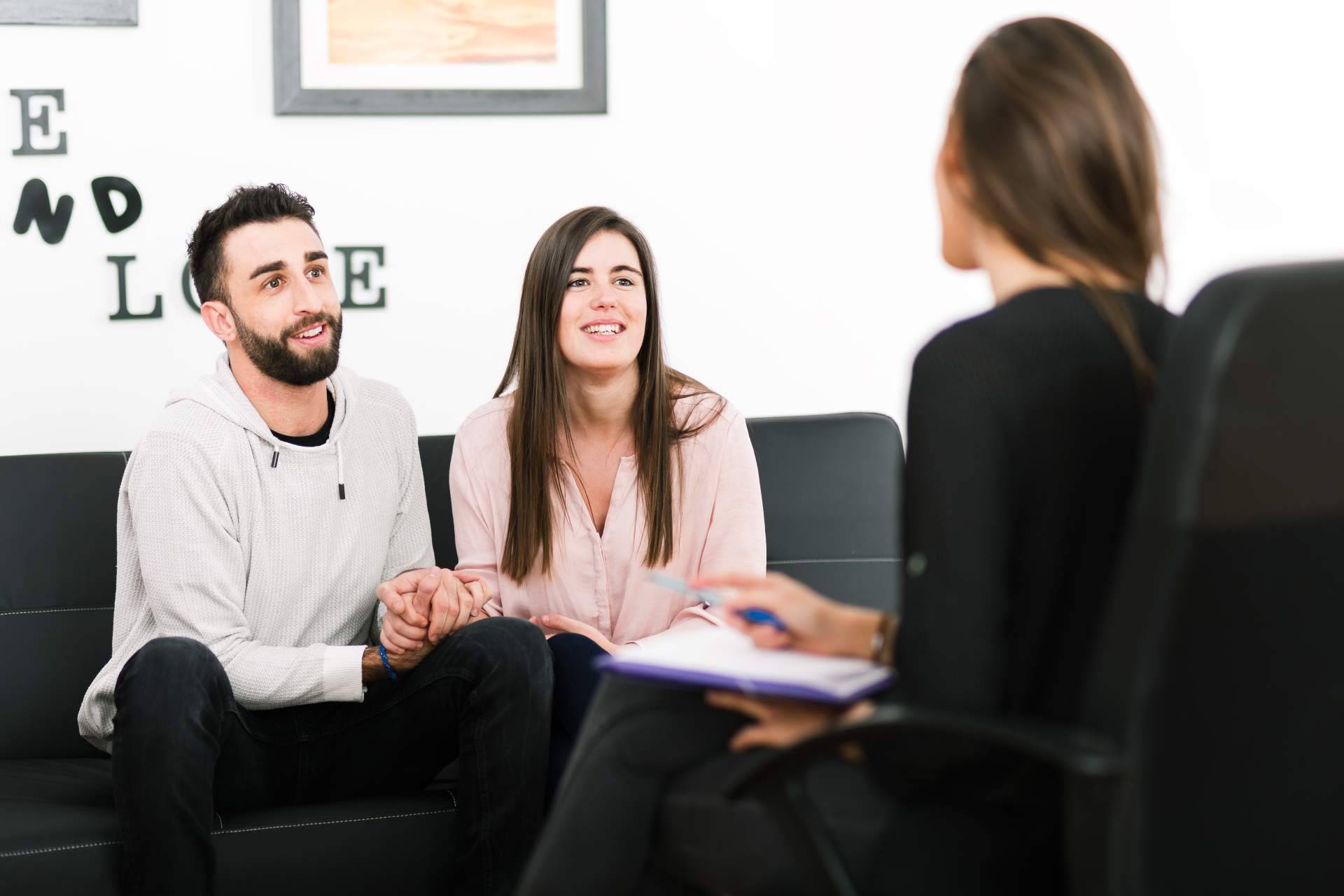 La terapia de pareja es una herramienta eficaz que permite superar crisis y fortalecer los vínculos afectivos