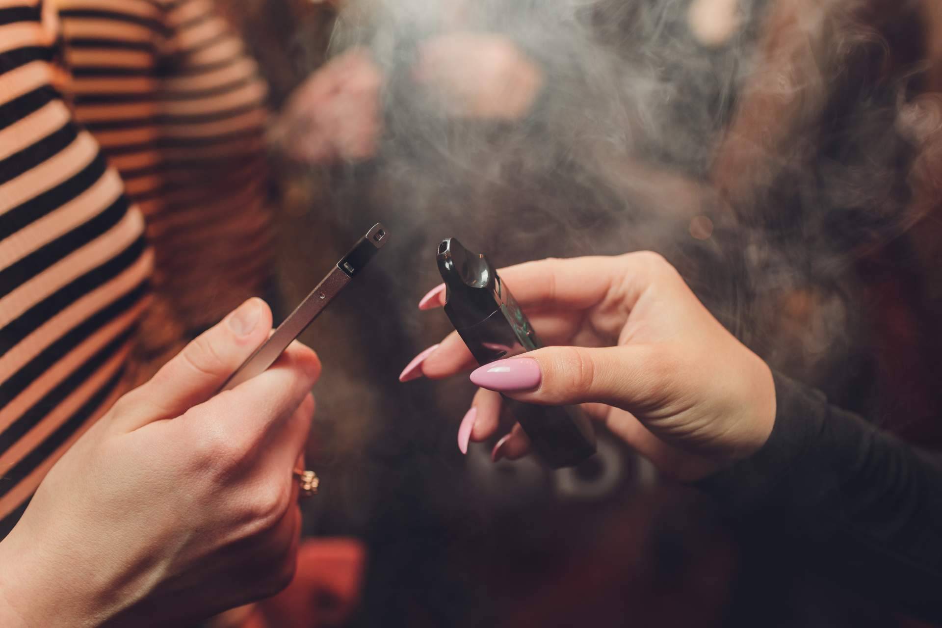 ¿Cuáles son las principales facilidades de los vapers desechables de VitalCigar?