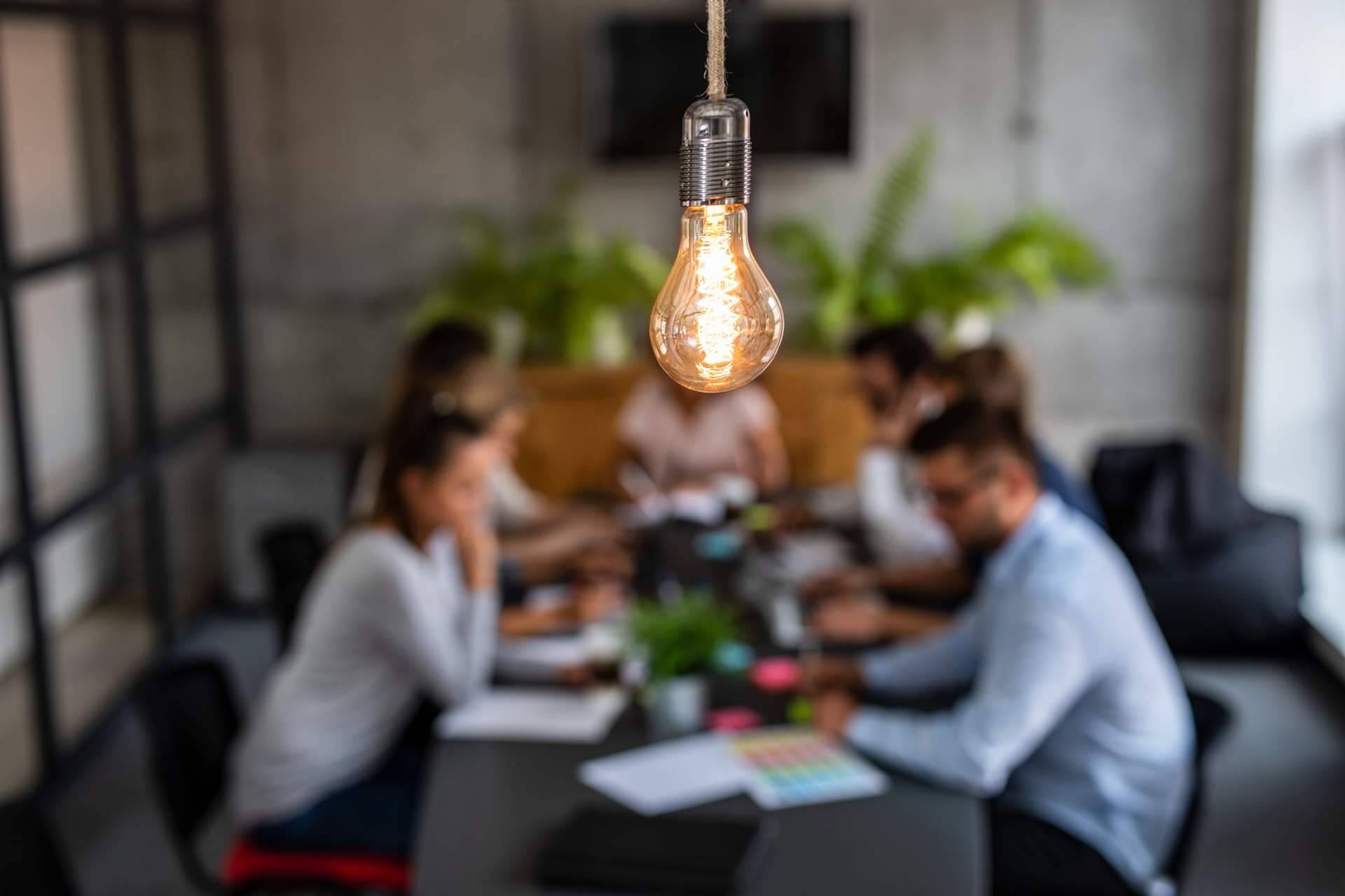AEI Business School y sus ideas de negocio innovadoras para crear una empresa