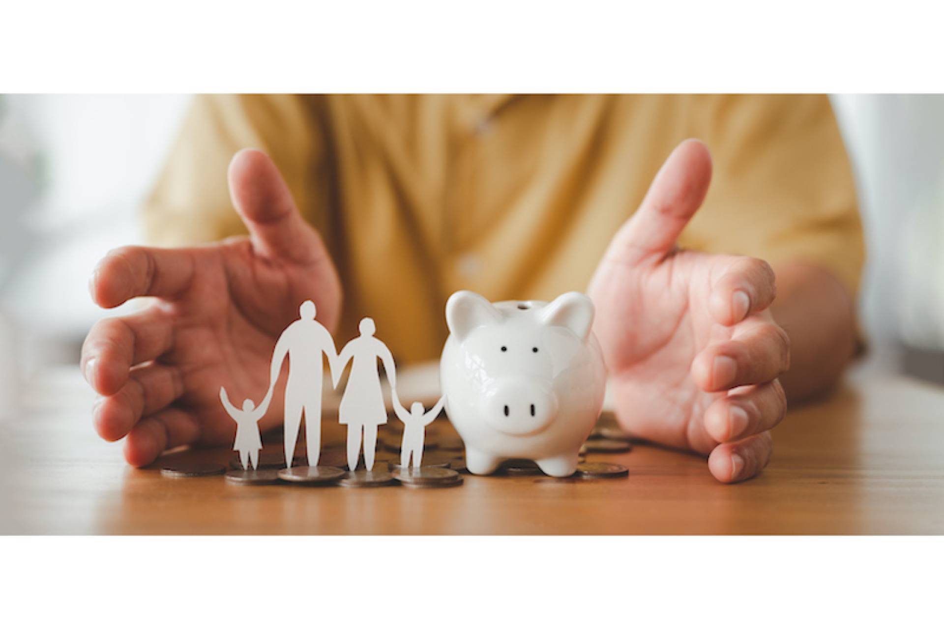 Sanar la relación con el dinero en Constelaciones Familiares, con Sistemia Consulting