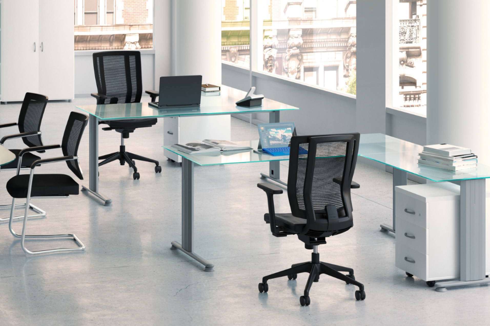 El papel de los muebles en las oficinas operativas, con la empresa OfficeDeco