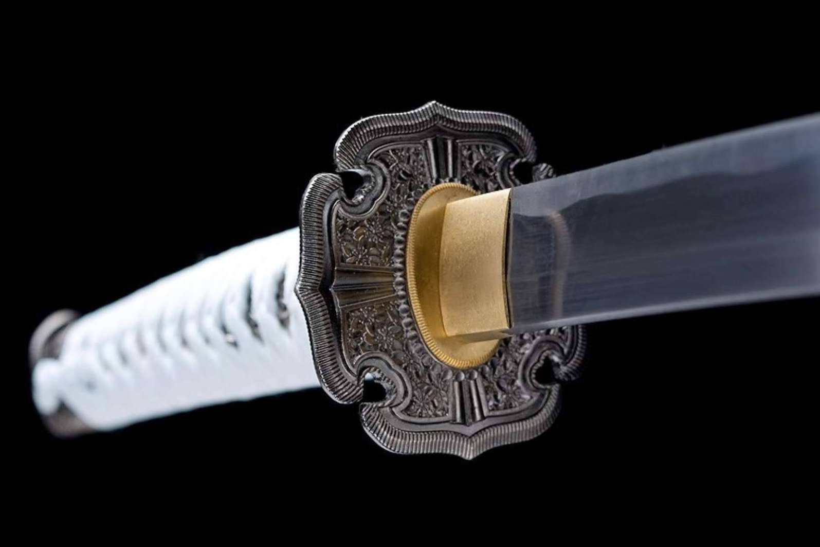 Comprar katanas afiladas en KatanaMart garantiza la máxima calidad