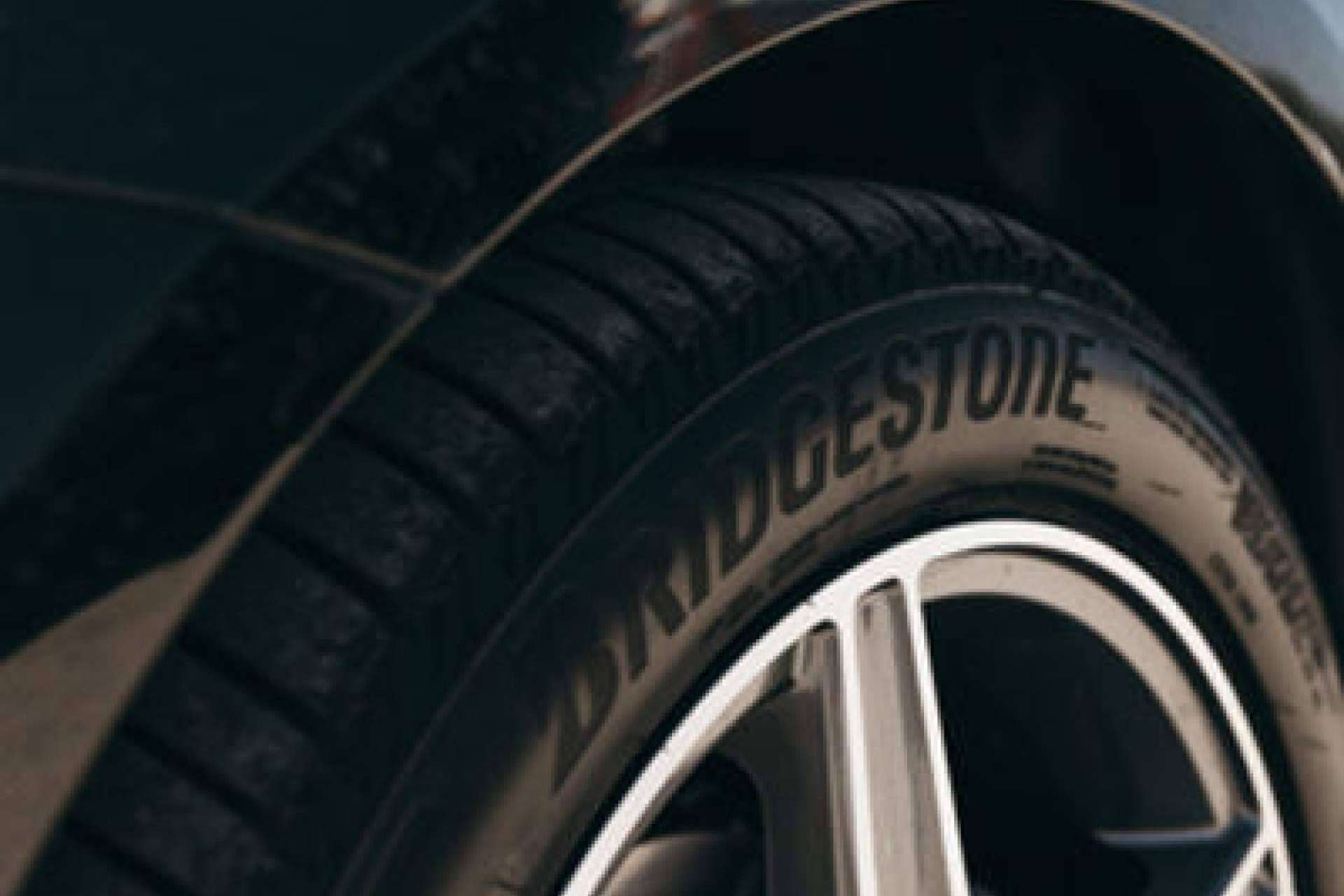 Confortauto termina el año con una magnífica promoción de neumáticos Bridgestone