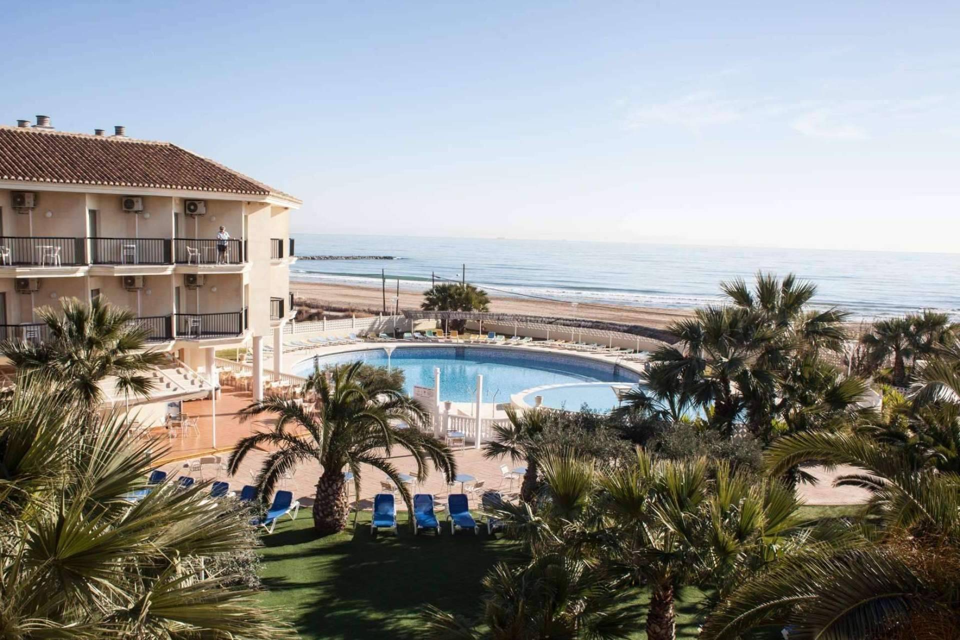 Disfrutar de tiempo libre de calidad es posible al alojarse en el Puig de Santamaria con Valhotel