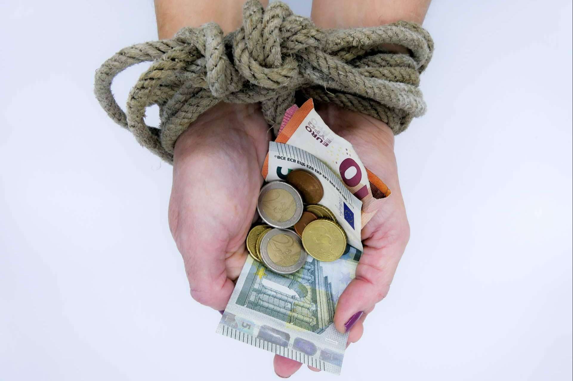 El programa Prevención Violencia presenta todos los detalles sobre la prevención de la violencia económica