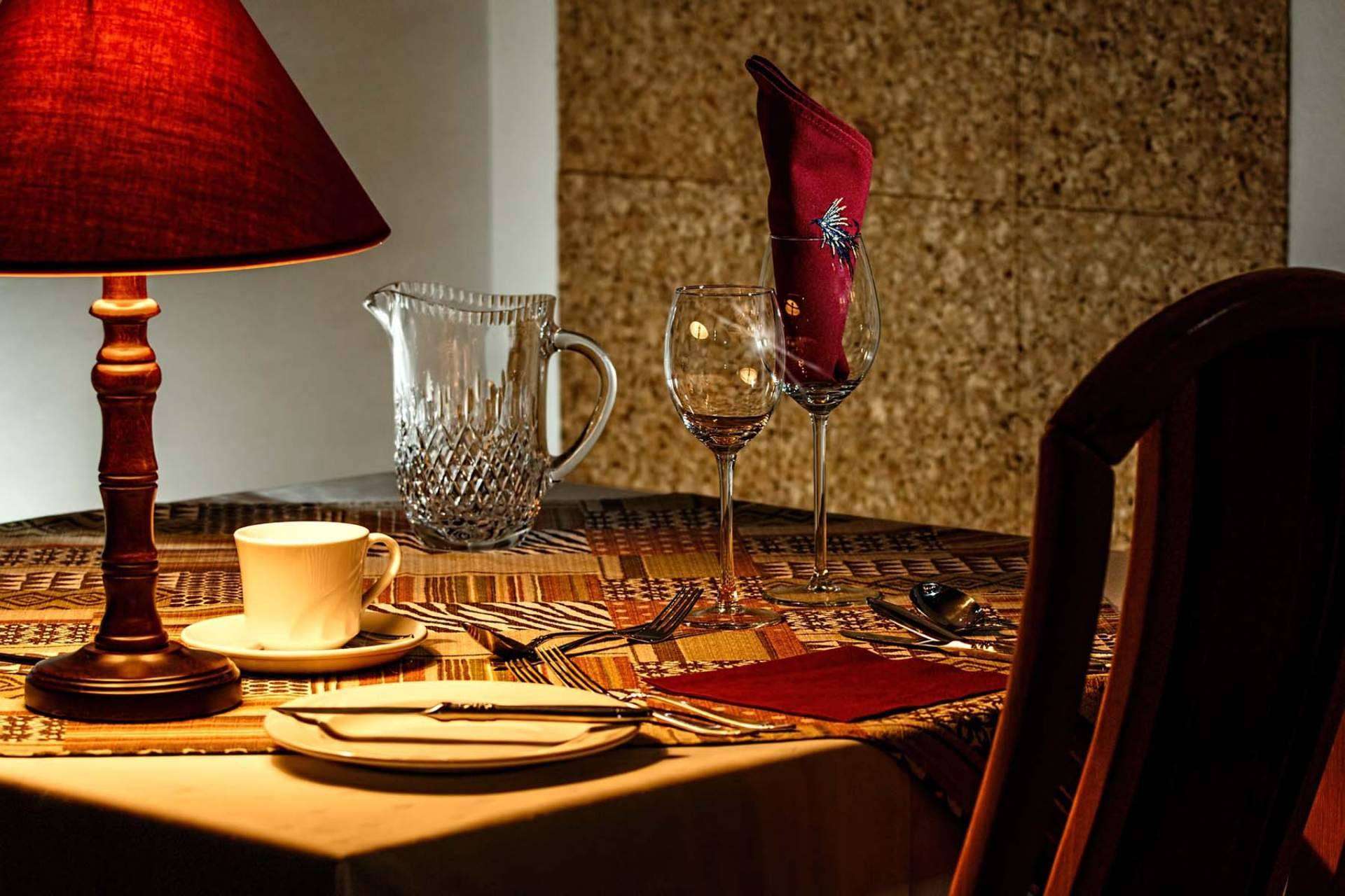 De la mano de INDAStudio, el poder de la iluminación en el interiorismo de restaurantes