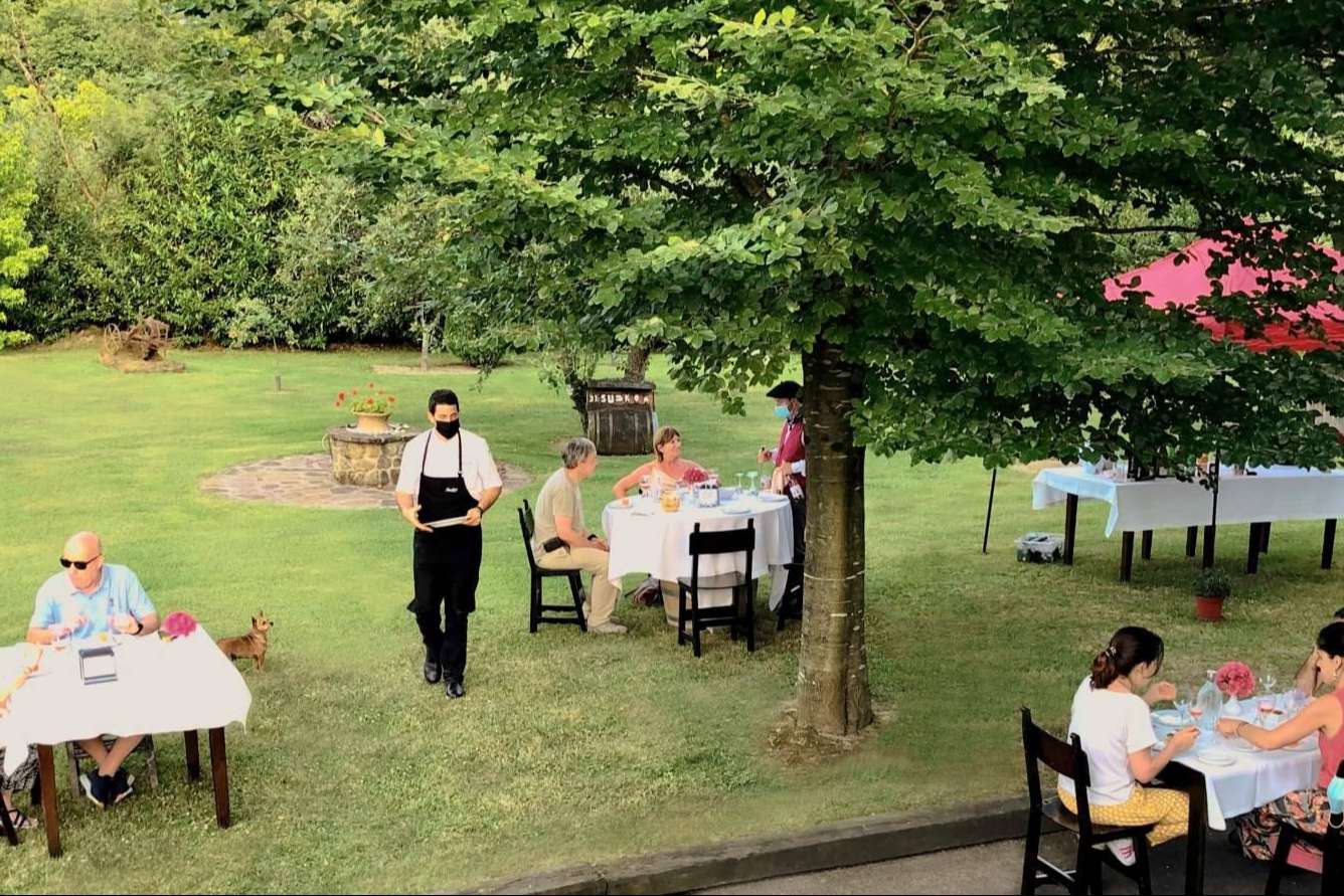Celebrar eventos en una casa rural con apartamentos en País Vasco Guipúzcoa, cerca de San Sebastián