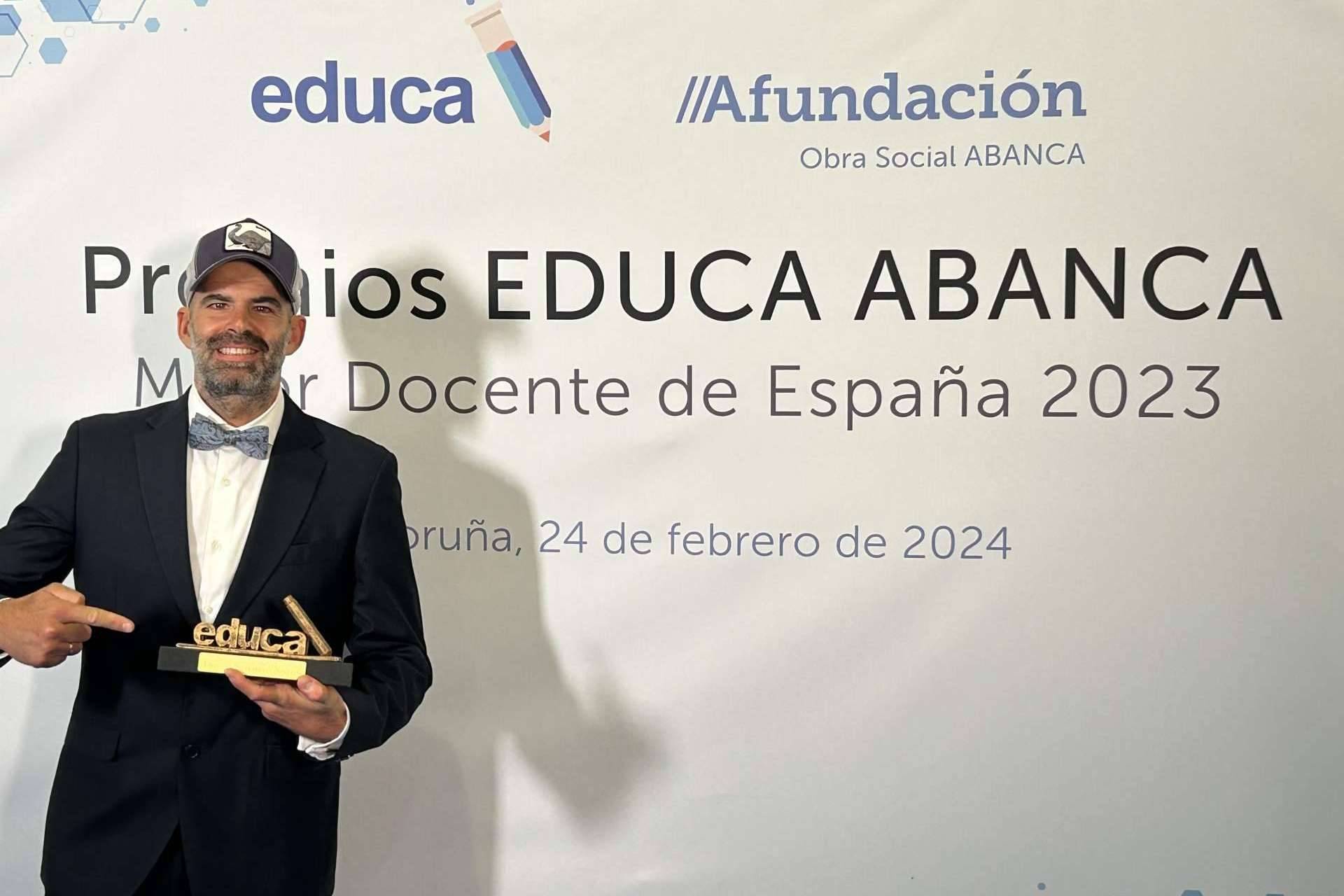 Opospills habla acerca del libro 'Modelos pedagógicos en Educación Física'