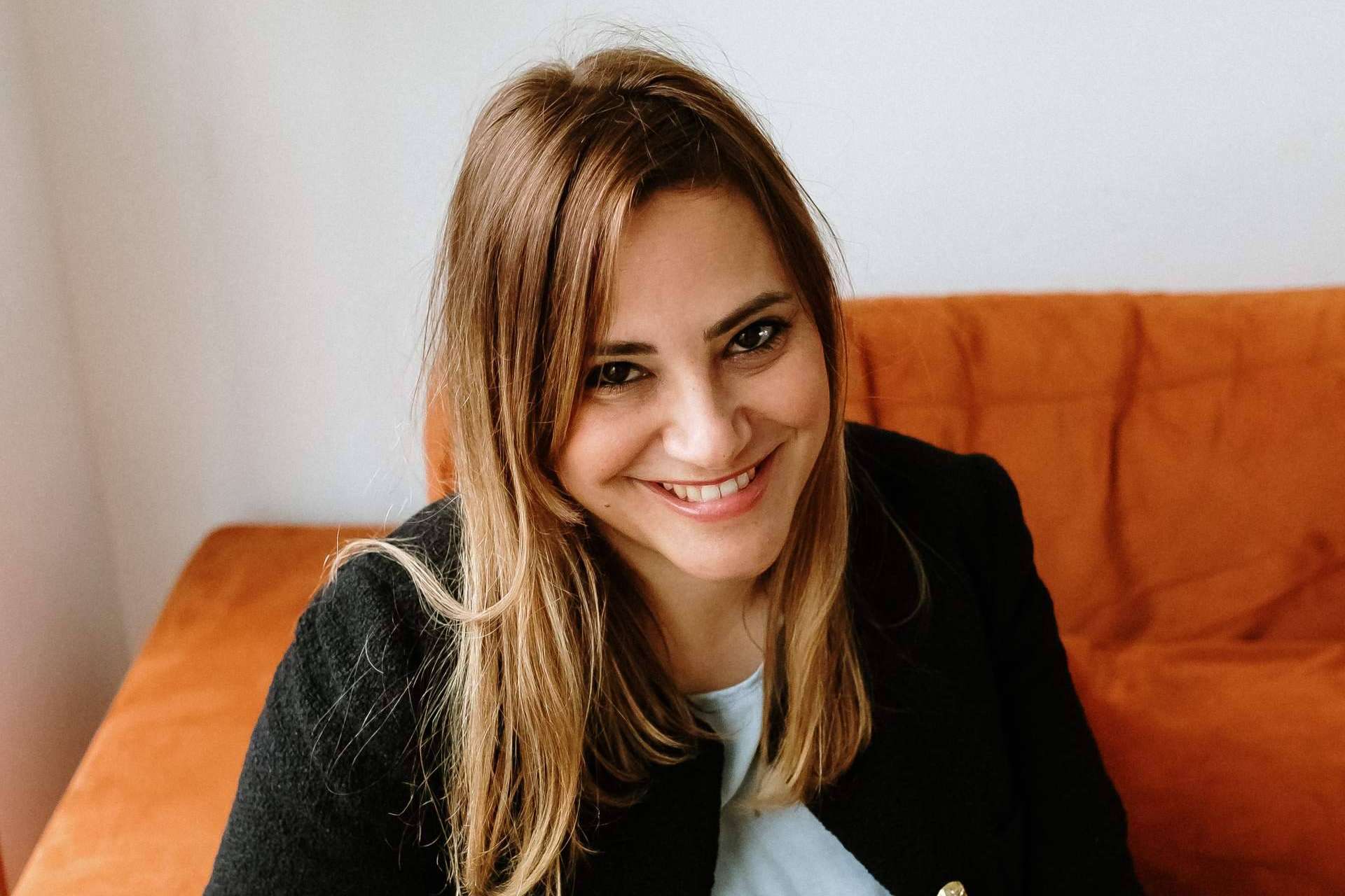 Entrevista a Vanessa Cabrera. Empoderando a mujeres para conquistar el camino del emprendimiento digital