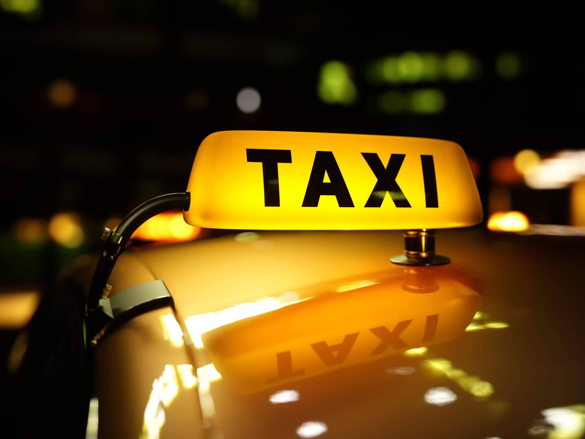 El servicio de taxi de Radio Taxi Gasteiz se destaca en Bilbao