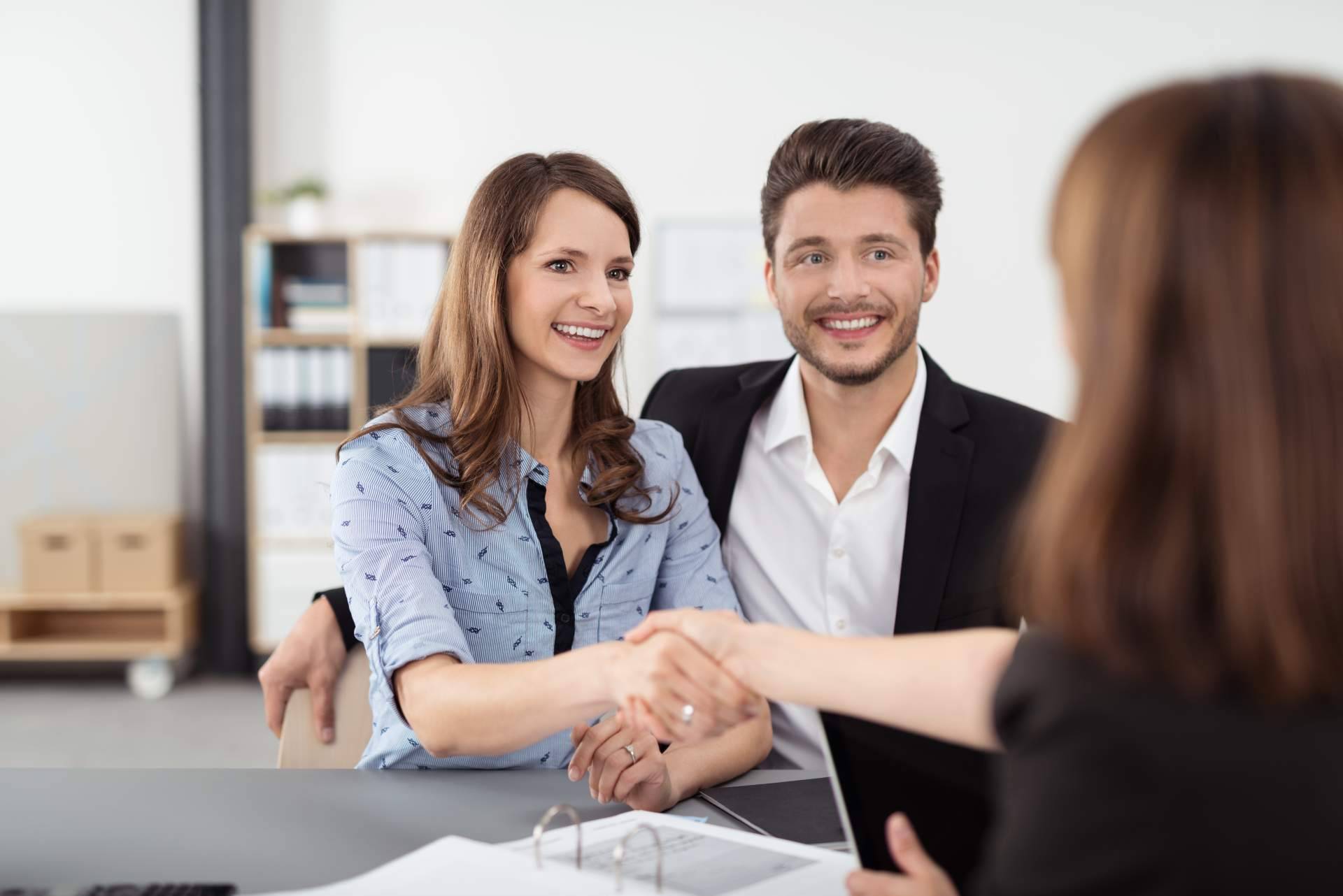 Asesoría legal en transacciones inmobiliarias; protegiendo los intereses en cada paso del camino