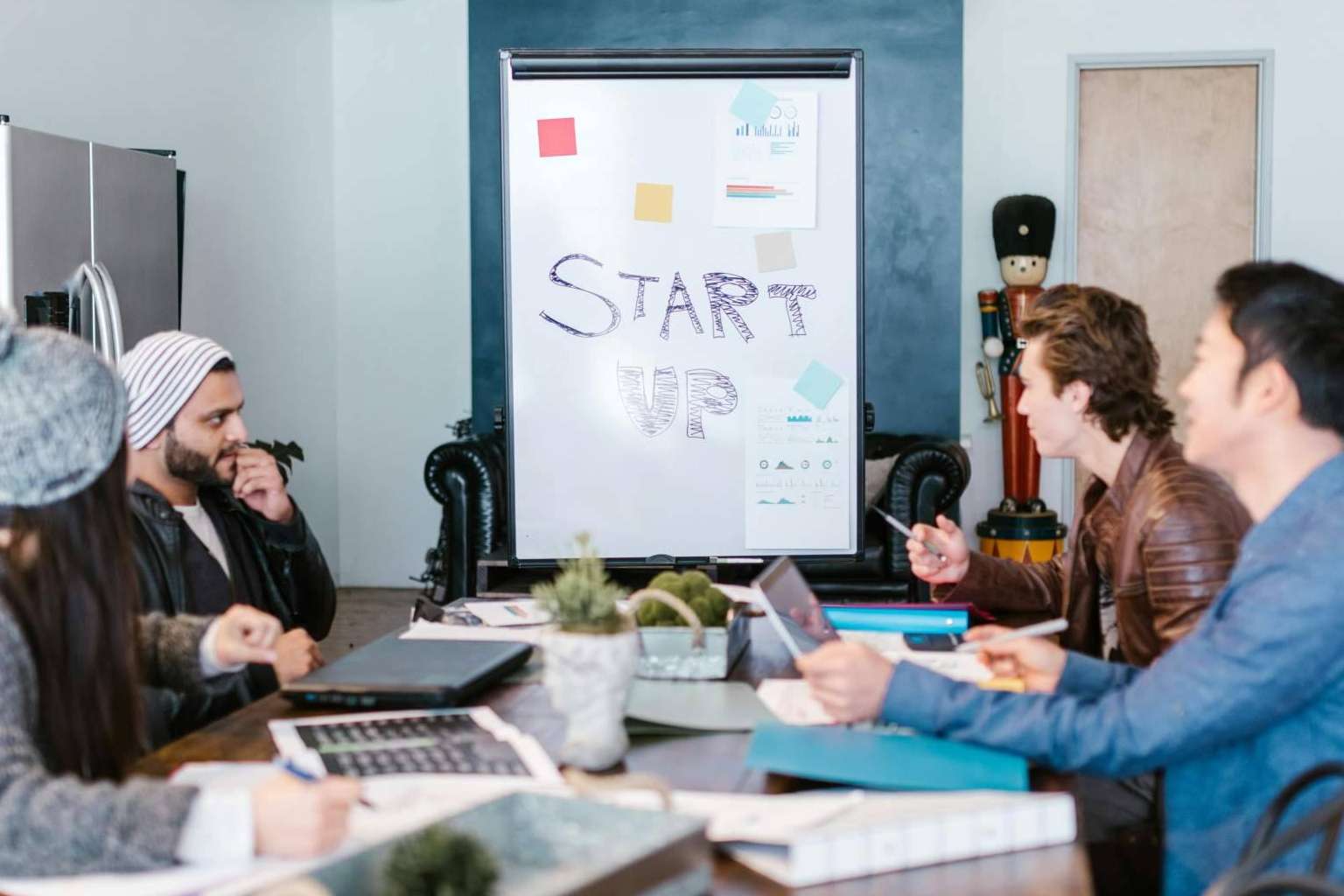 SkyRocketMonster destaca en Madrid con sus especialistas en campañas de publicidad en línea