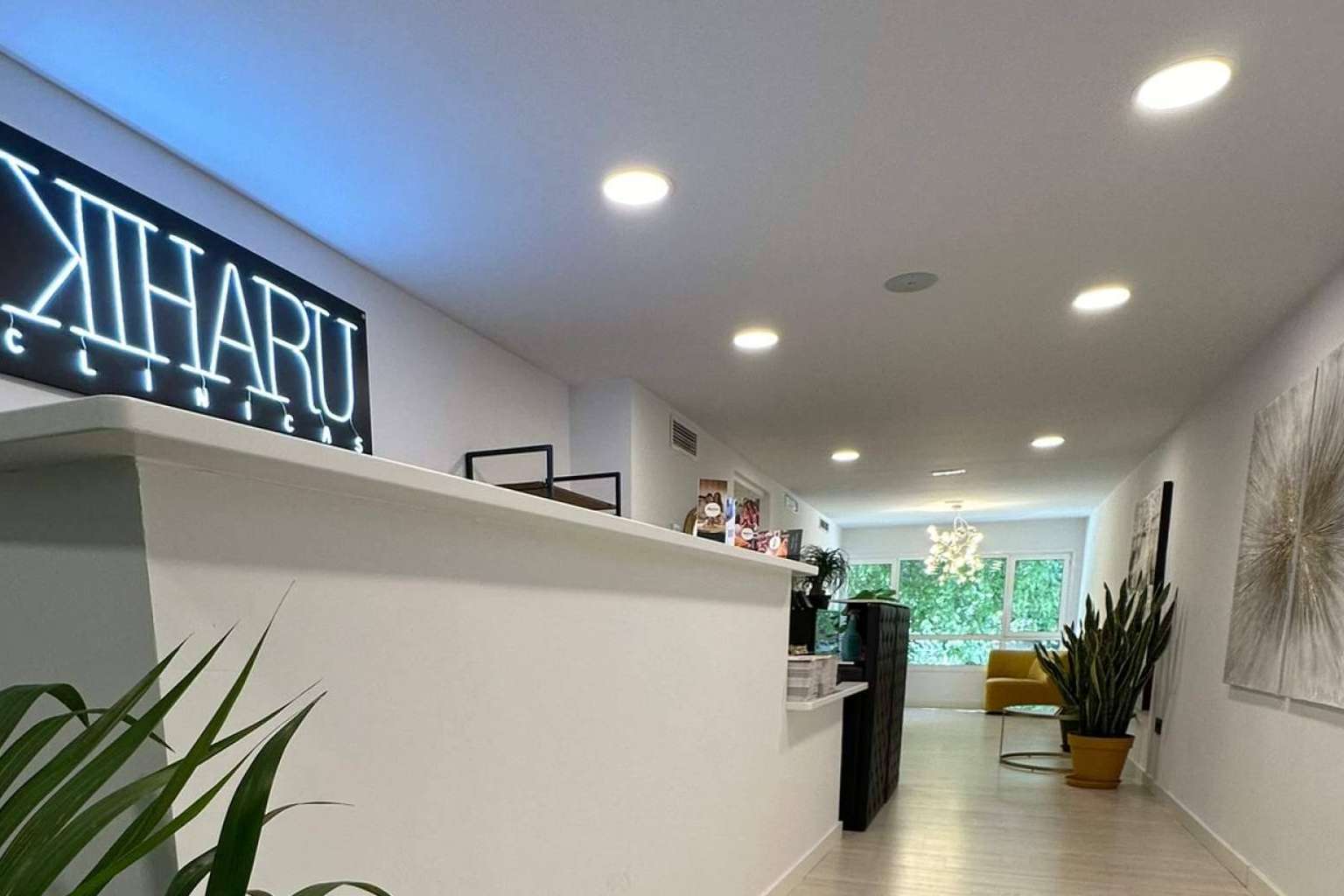 Kiharu, la clínica de los famosos, abre su primera sede en Murcia