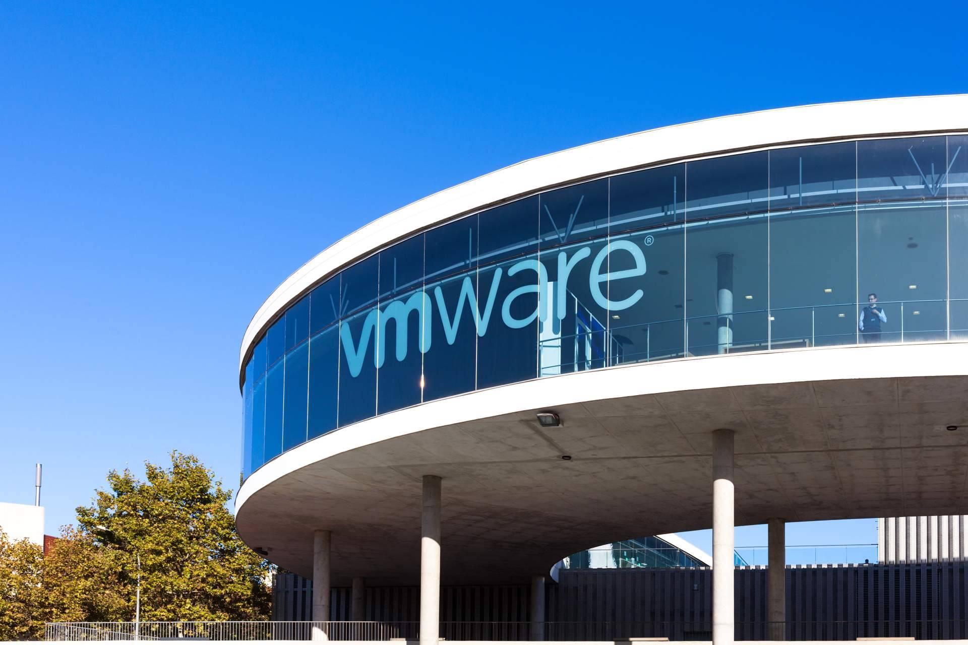 ¿Es conveniente efectuar una migración de VMware vSphere a Proxmox VE?, por JMG Consulting