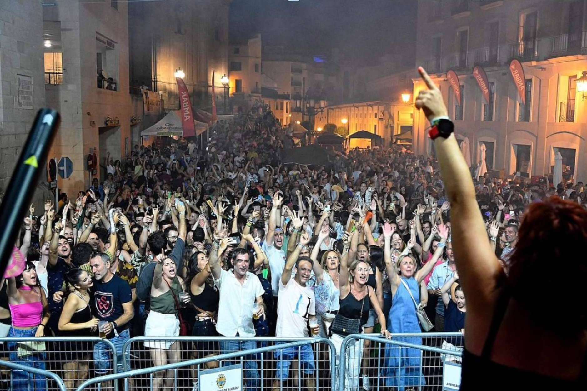 Los festivales de música en directo organizados por la sala de conciertos El Veintiuno durante el verano de 2024
