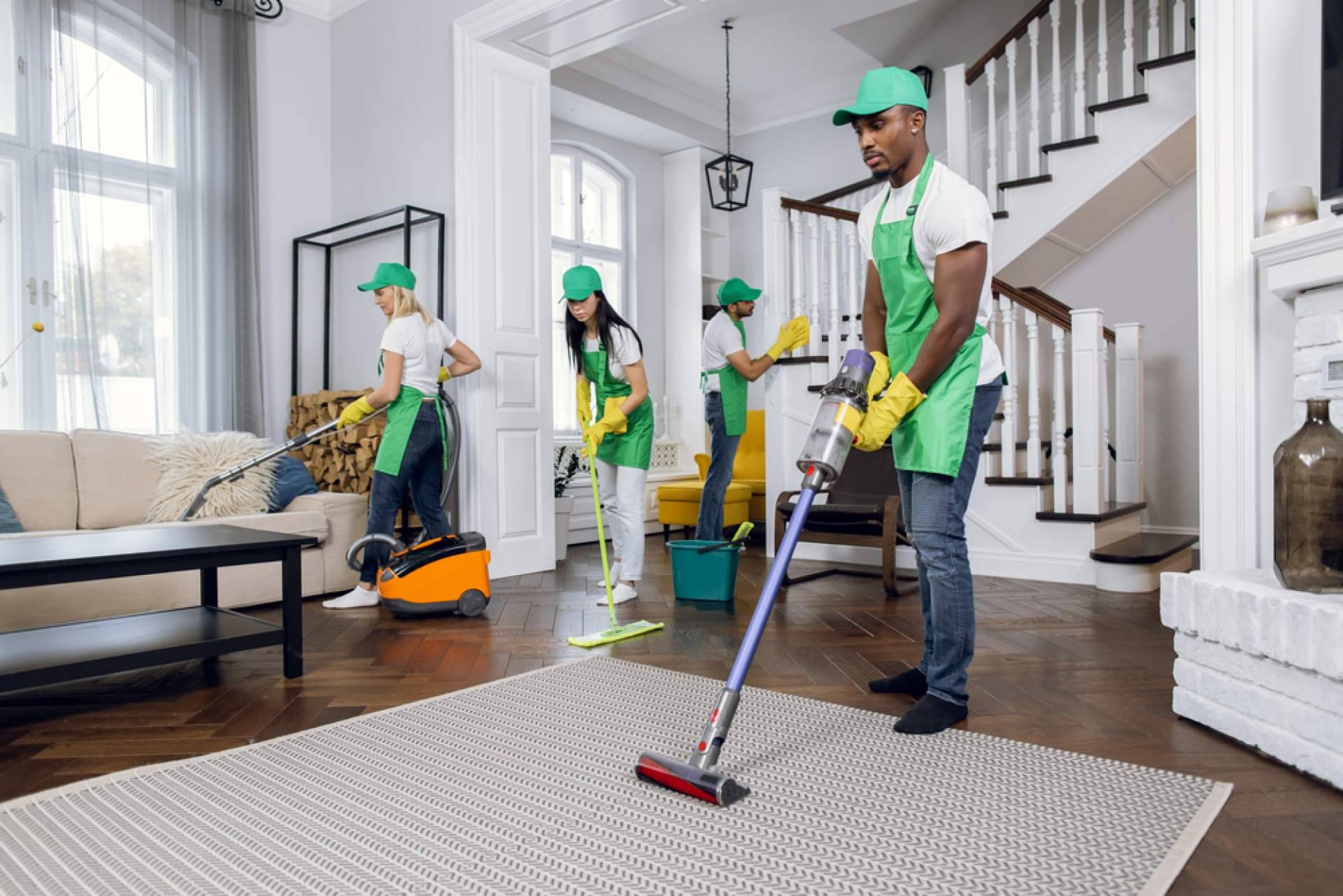 El servicio de limpieza y mantenimiento diario de Trinidad Contractor Services