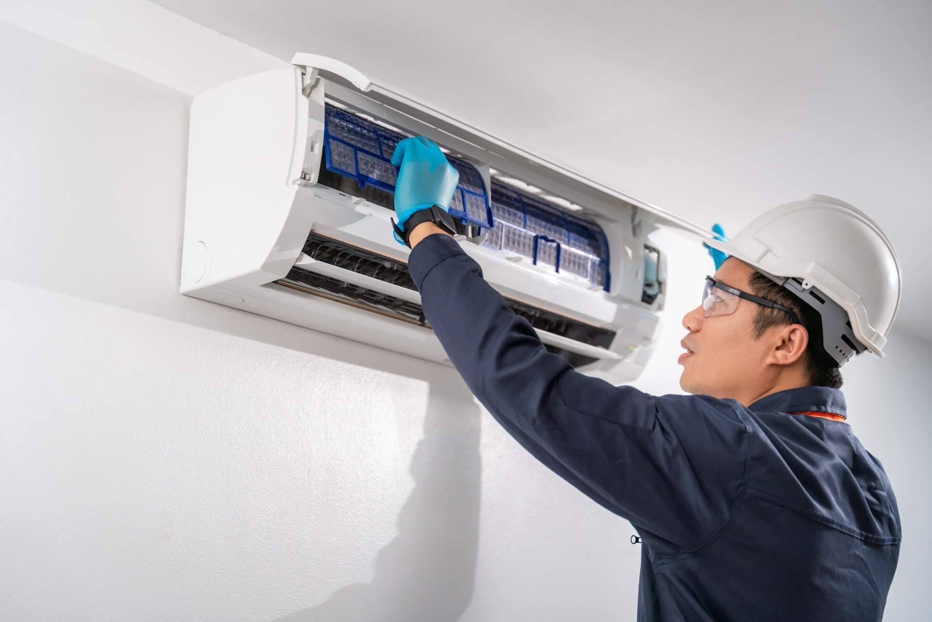 Servicio de instalación y mantenimiento de aire acondicionado, con Manitas a Domicilio