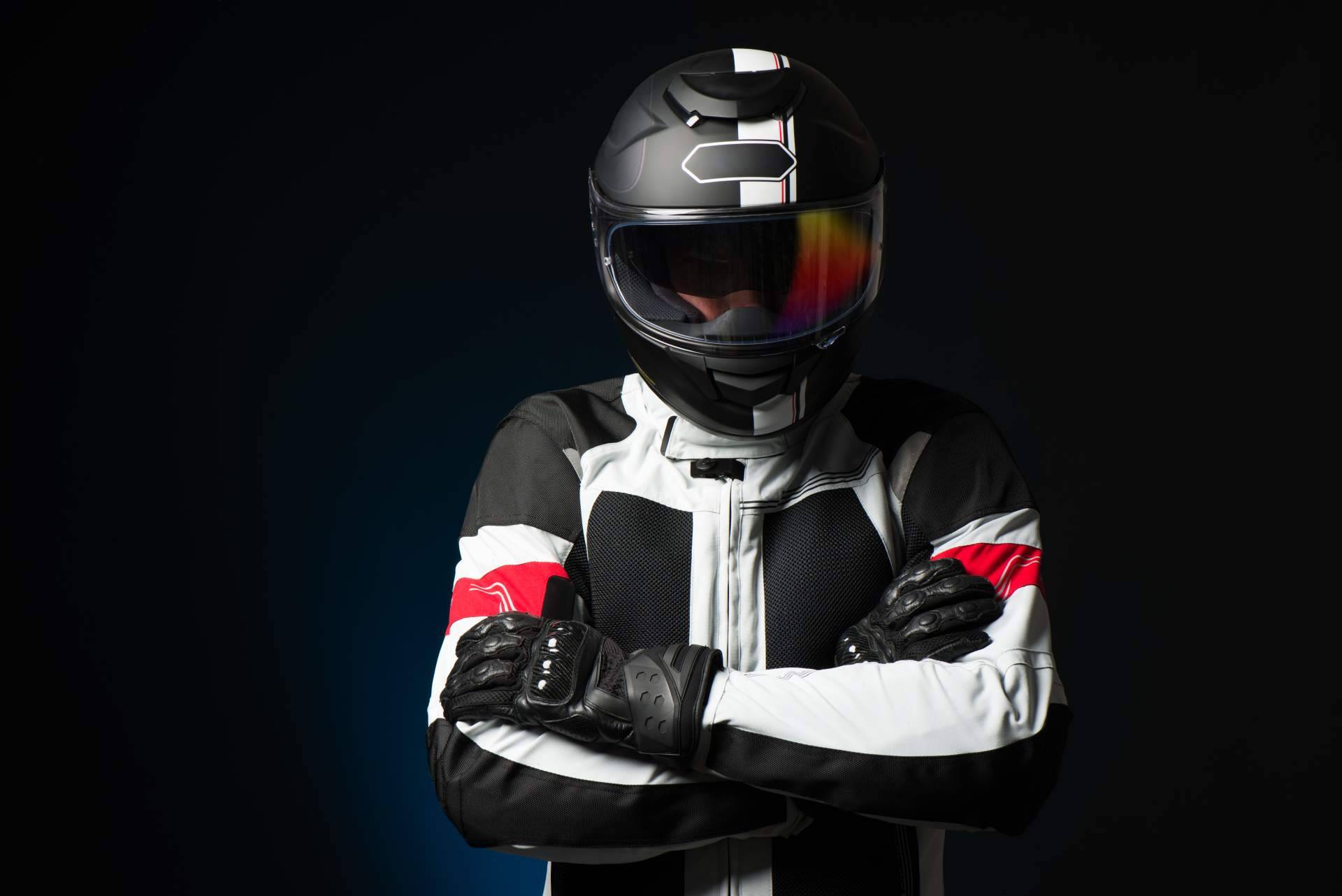 La importancia de elegir el casco para motos correcto, de la mano de Eginer