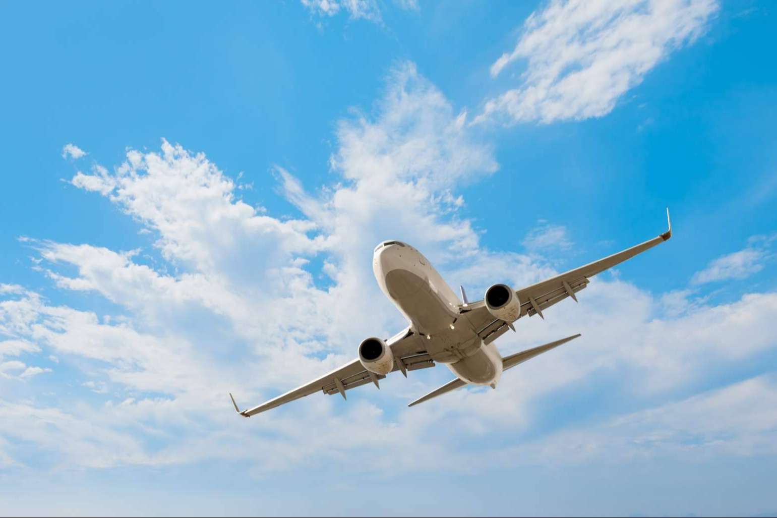 ¿Cuáles son las certificaciones de los instrumentos de la industria de aviación?, por Míster Worker