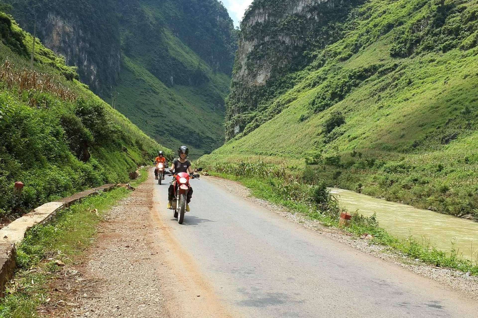 Vietnam en moto con Motorbeach Viajes