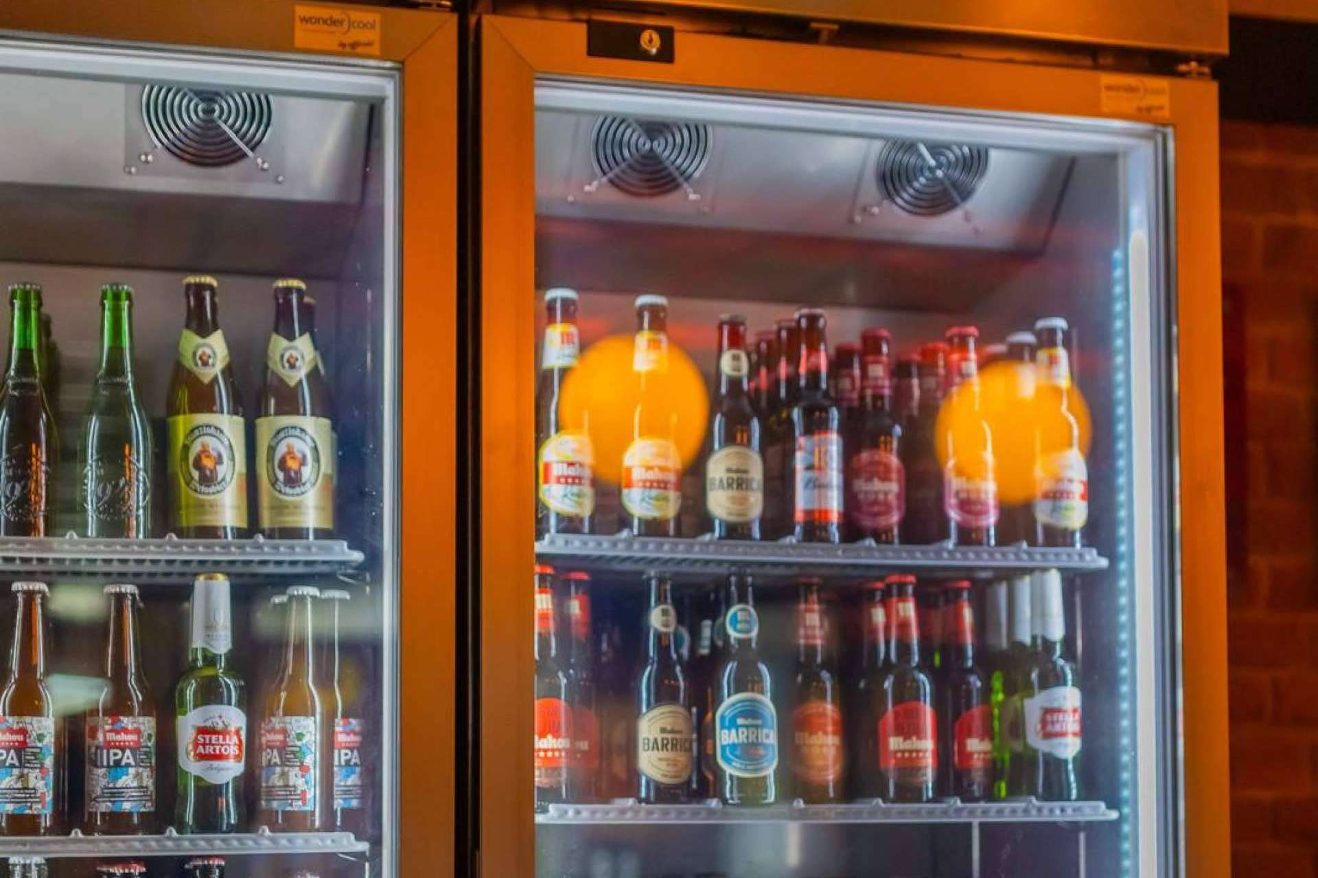 Calidad asegurada en alimentos y bebidas con los sistemas de refrigeración comercial de Wondercool