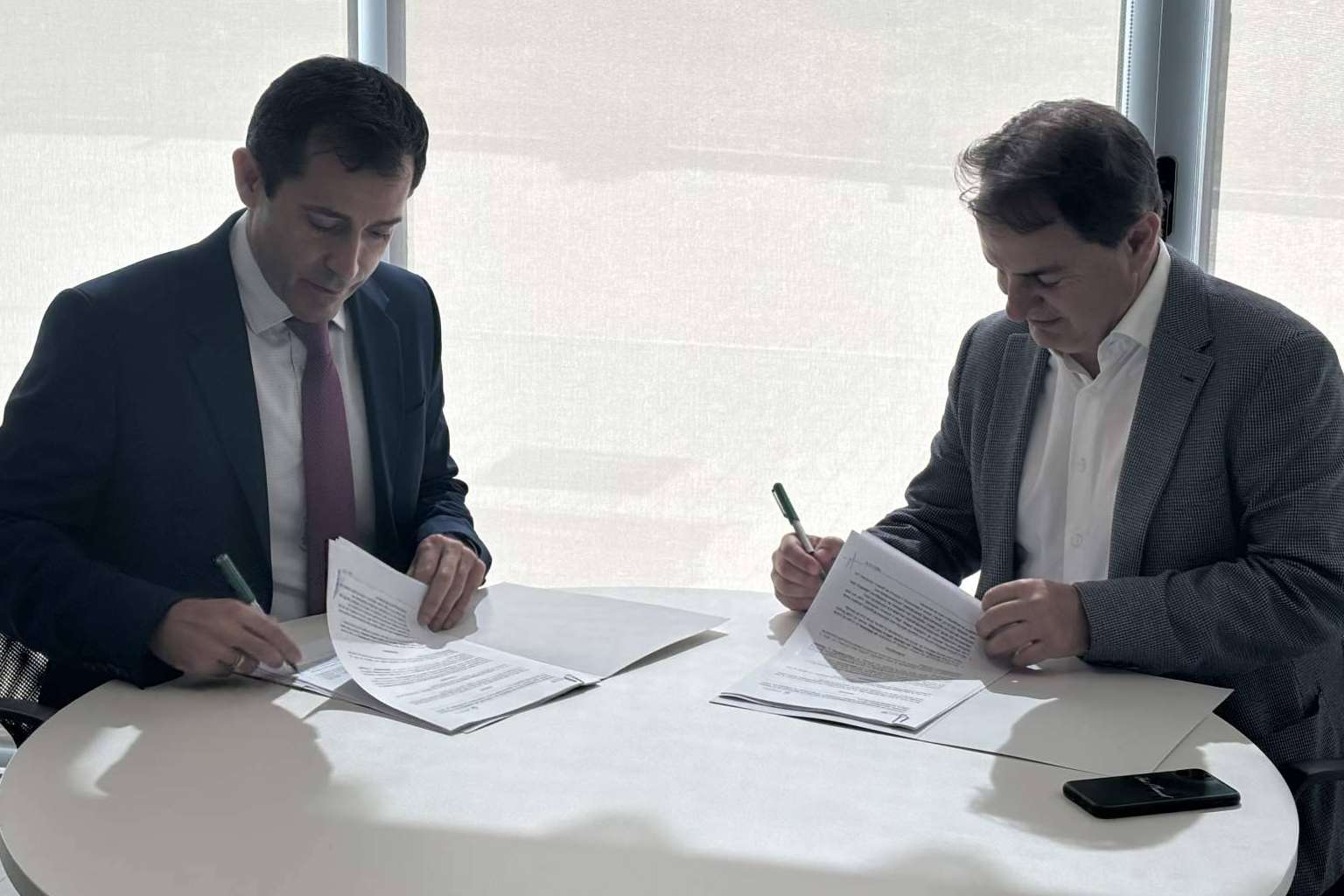 Wooptix amplía sus salas blancas y afianza su inversión en Semiconductores