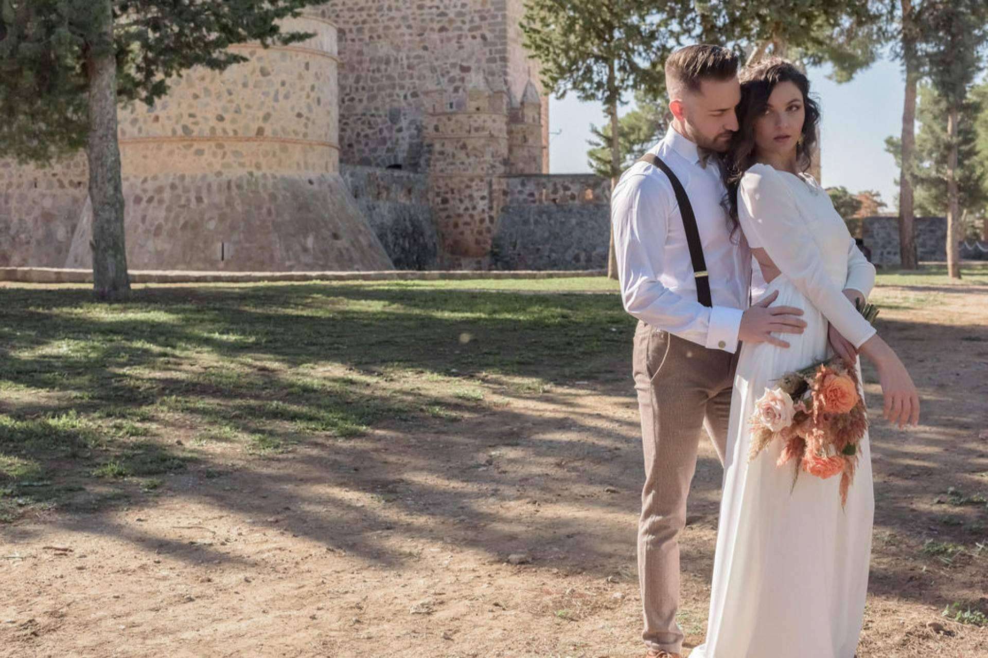 Solo apta para novias que pisan fuerte, aquí esta la nueva editorial de moda del atelier madrileño deValérie Moreau