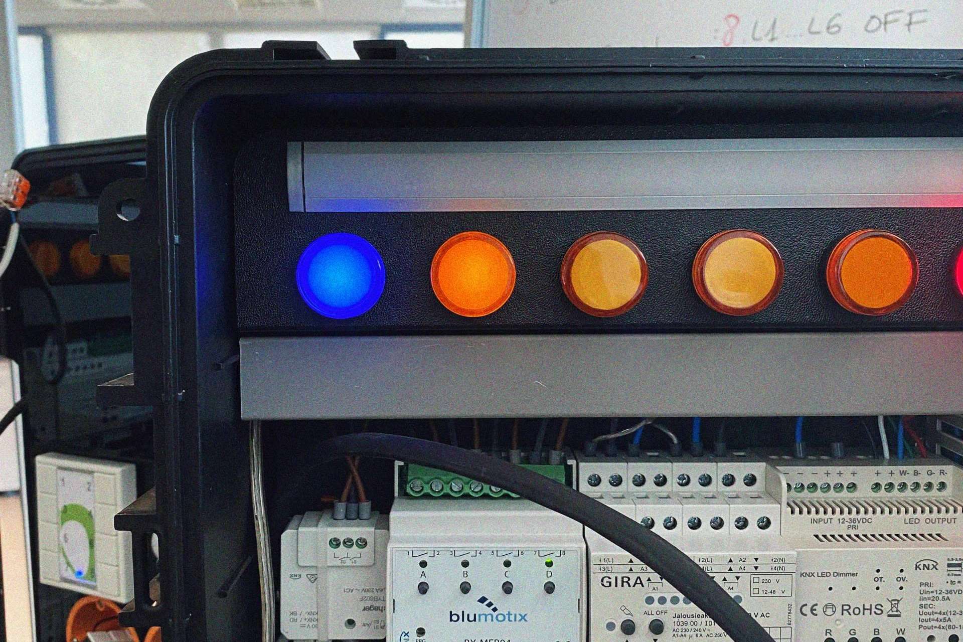 Domonetio imparte formaciones KNX certificadas en Colombia y España