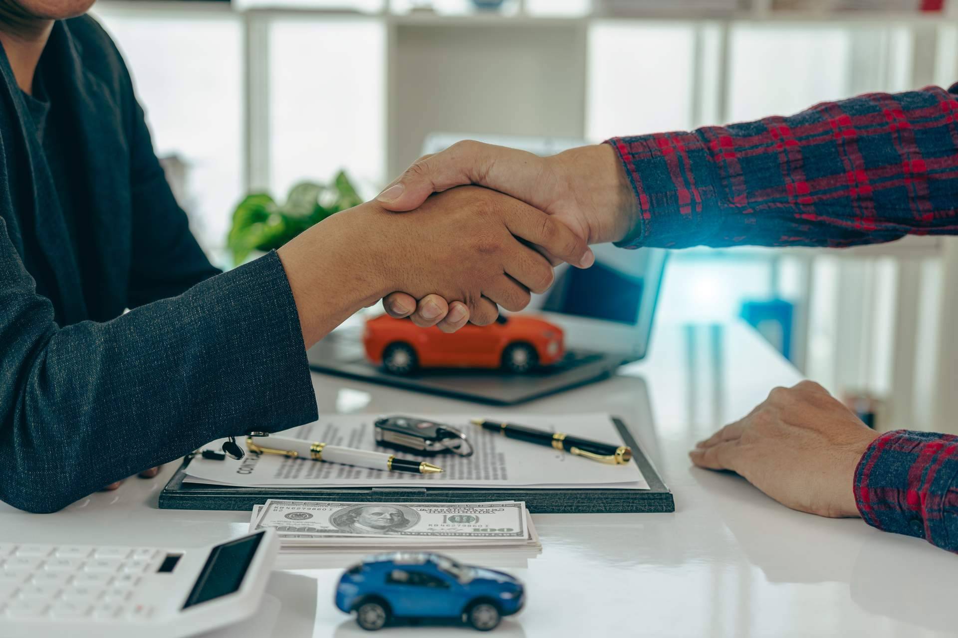 Los expertos de Compramos tu Siniestro ofrecen una guía para vender un vehículo endeudado o siniestrado