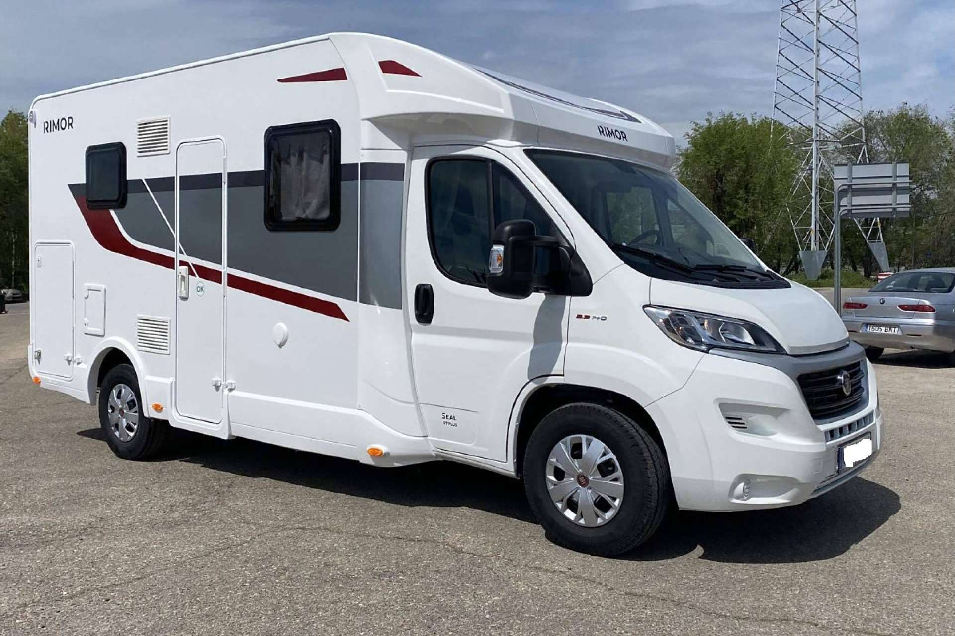 Autocaravanas Camperdadi ofrece el alquiler de autocaravanas en Madrid
