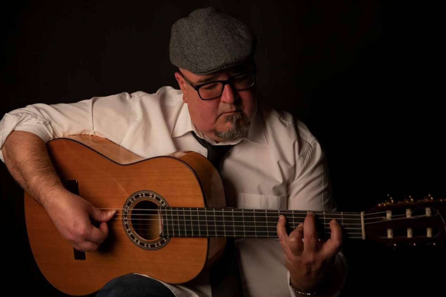 Pedro Vázquez, de guitarrista flamenco a crear una academia online Top50